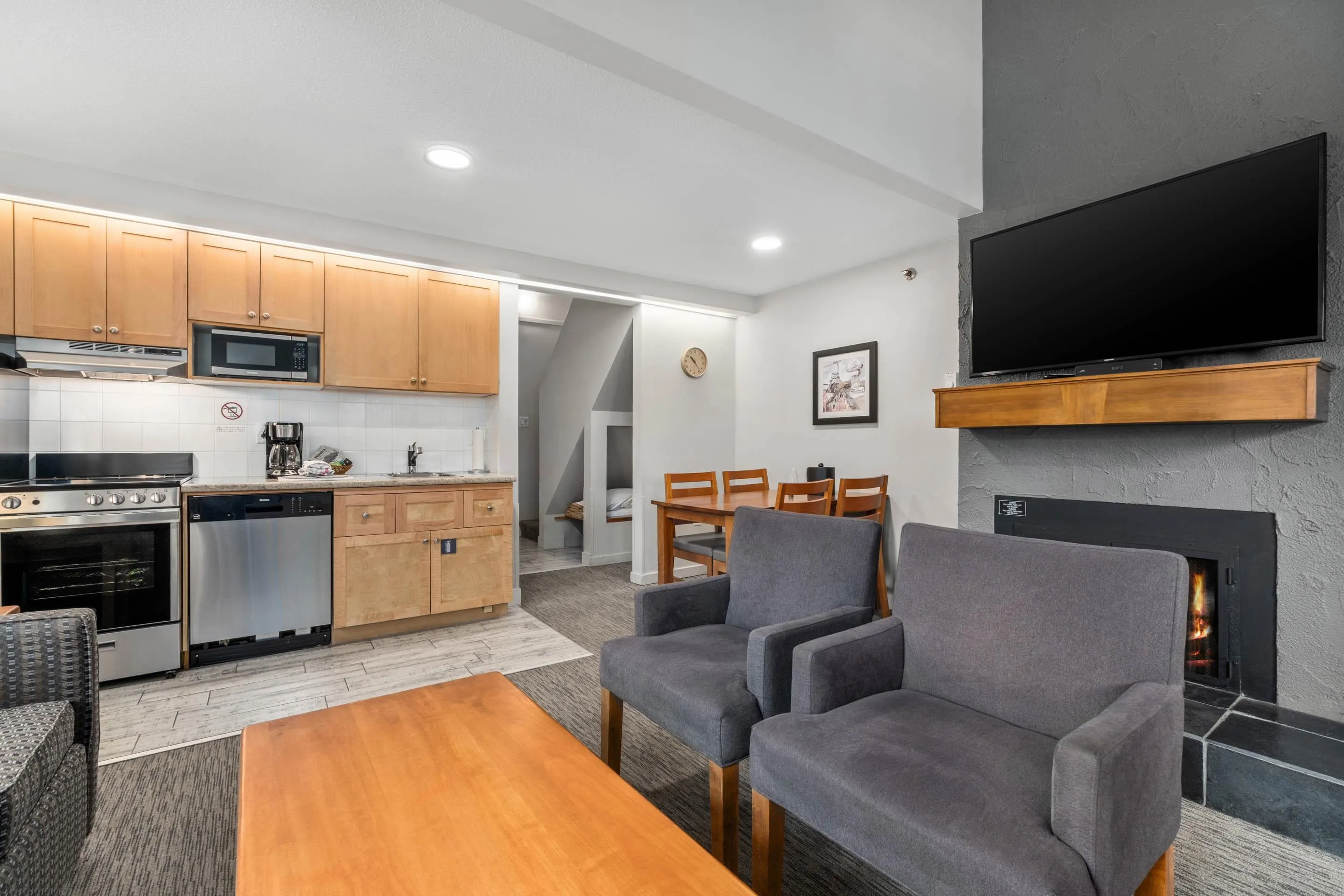 202 4420 Sundial Place