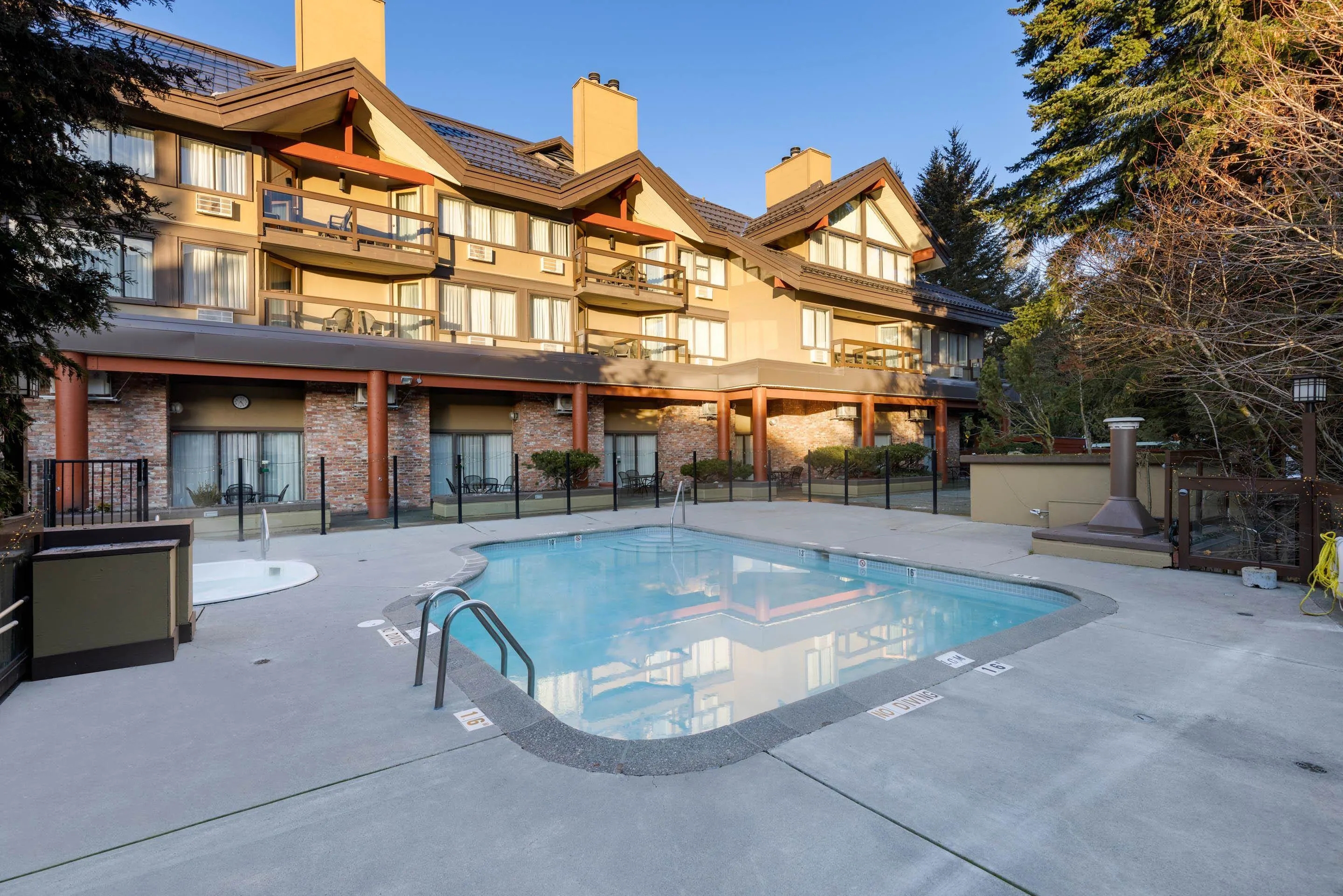 202 4420 Sundial Place