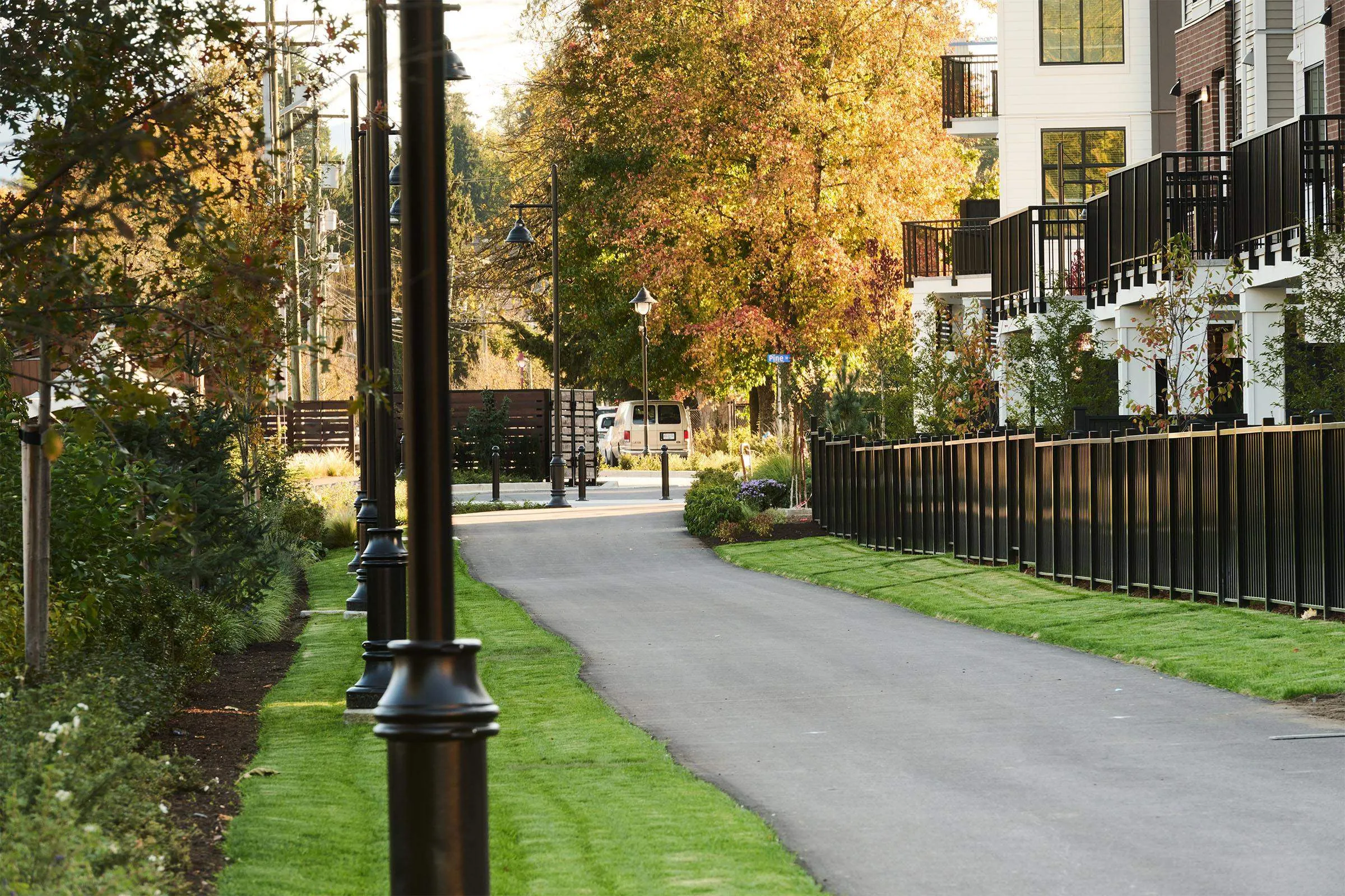 71 2886 Montrose Avenue