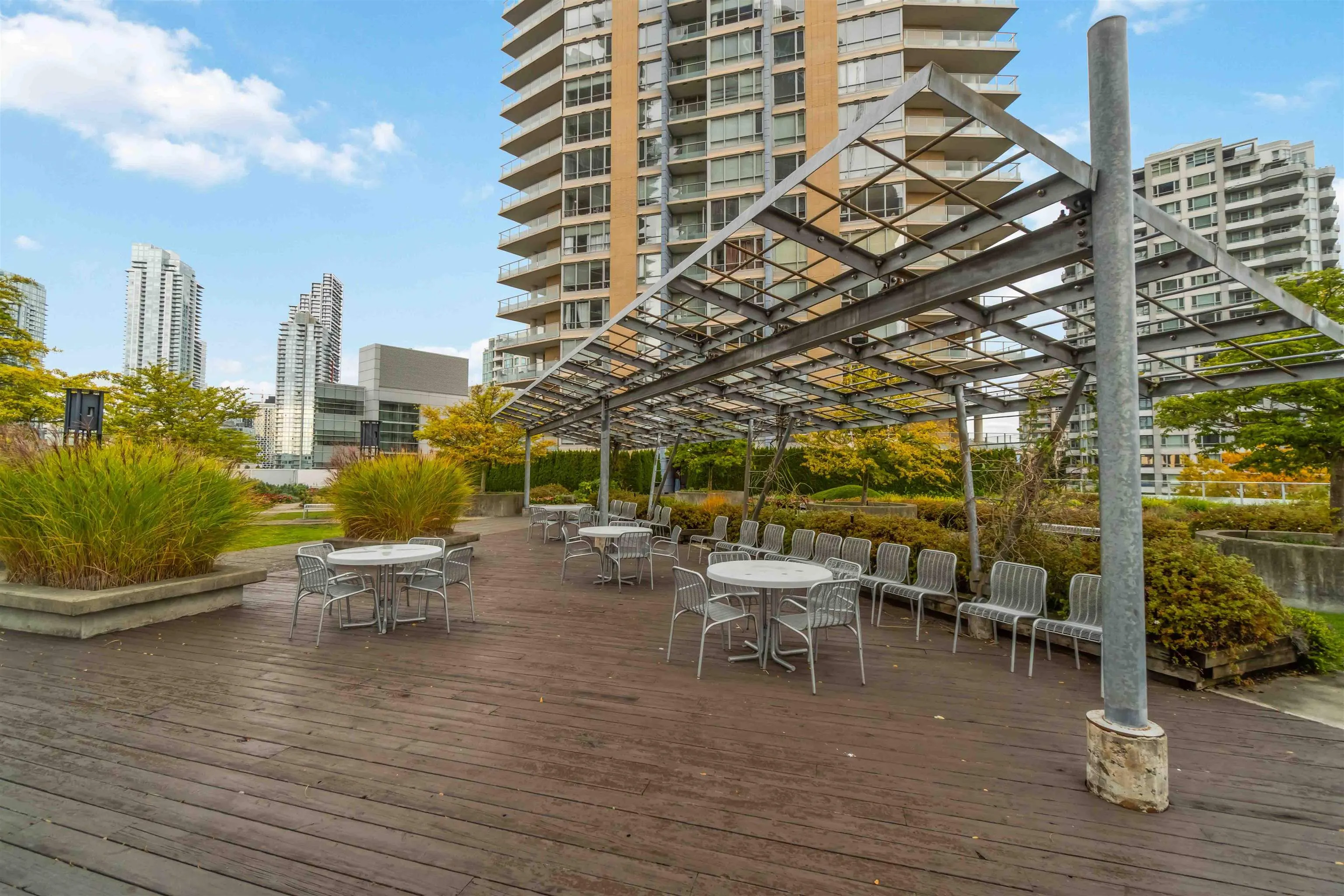 3107 4808 Hazel Street