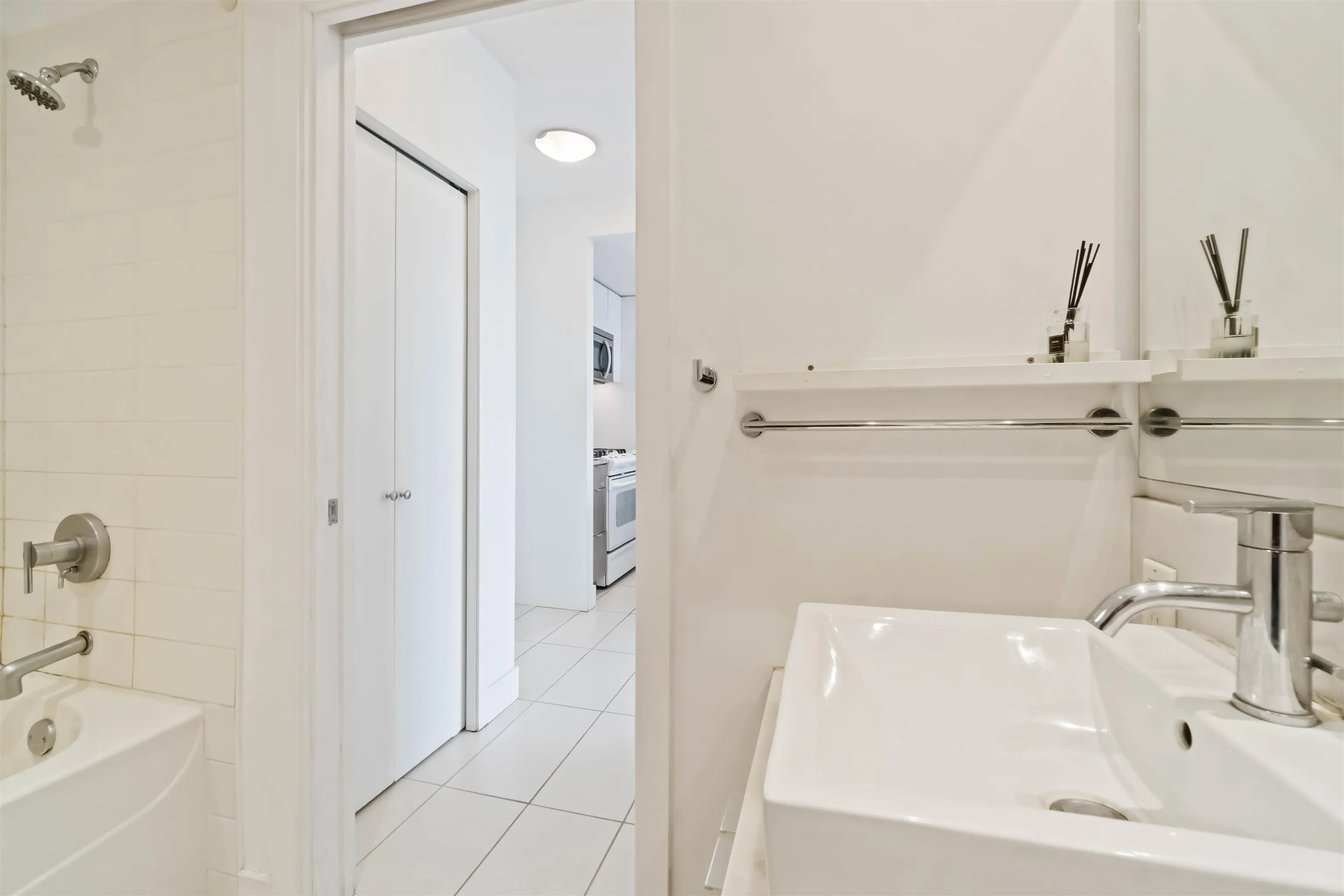 3107 4808 Hazel Street