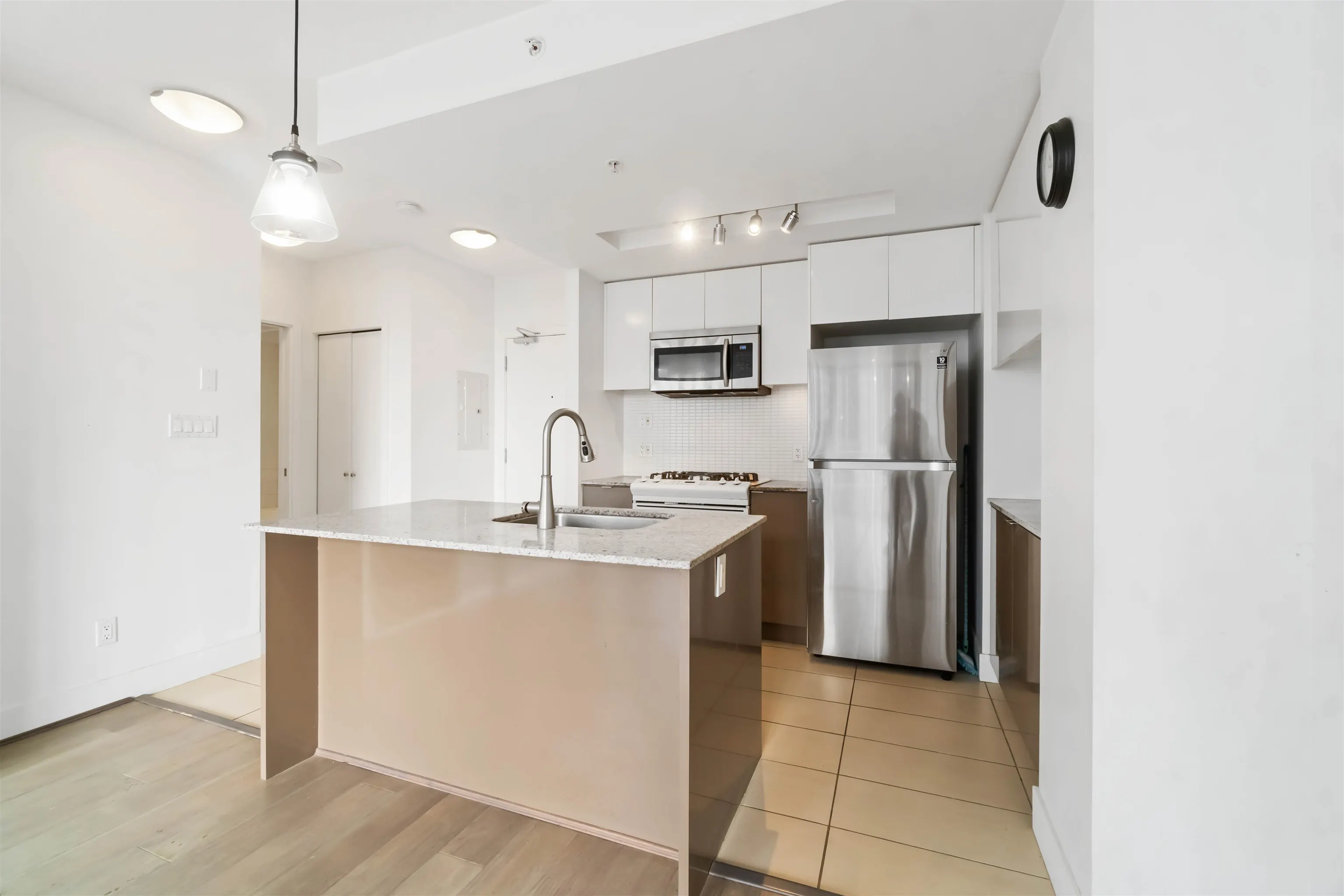 3107 4808 Hazel Street