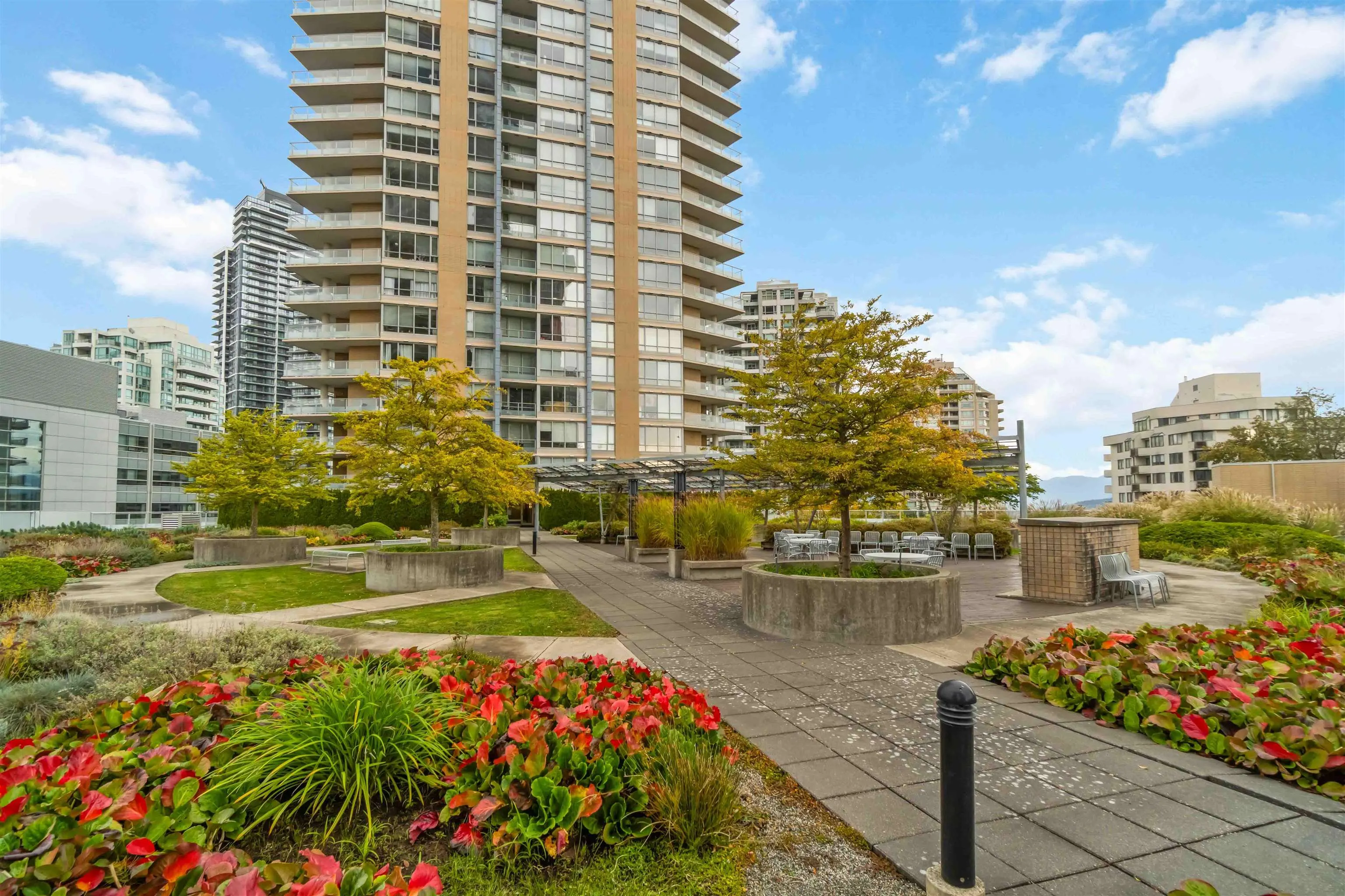 3107 4808 Hazel Street