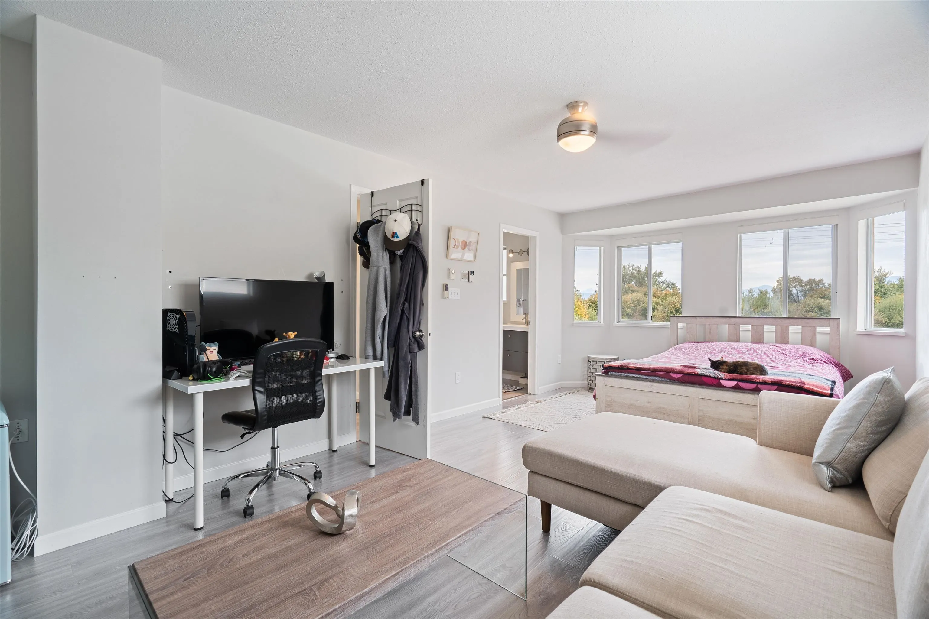 32345 Clinton Avenue