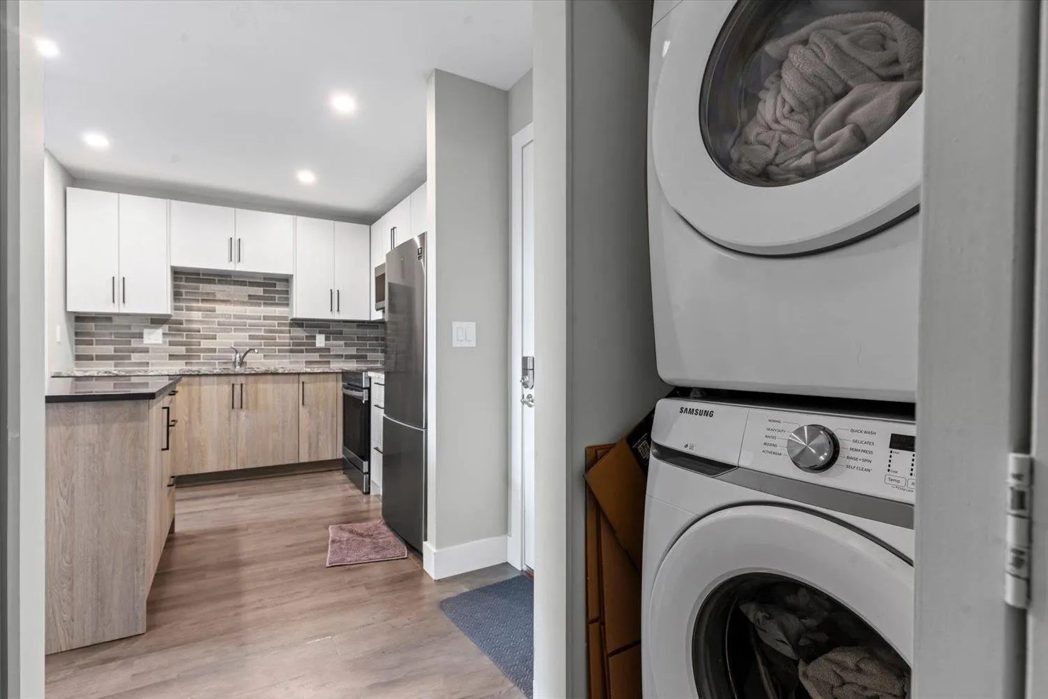 414 33478 Roberts Avenue