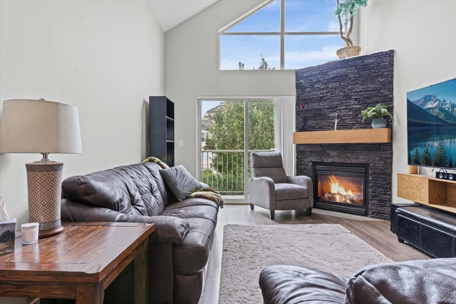 414 33478 Roberts Avenue