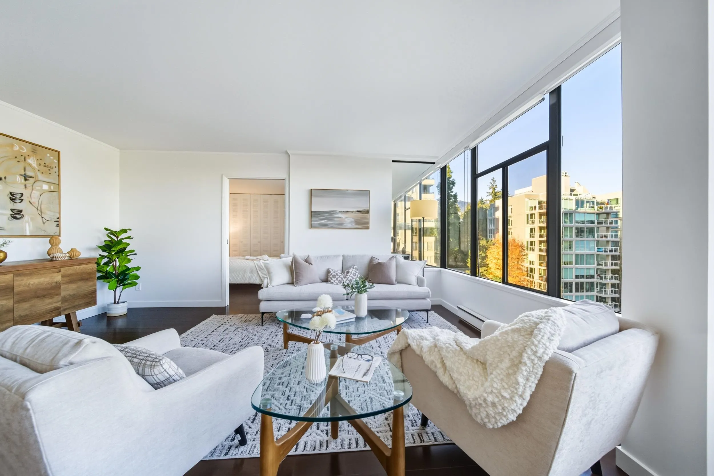 704 1480 Duchess Avenue