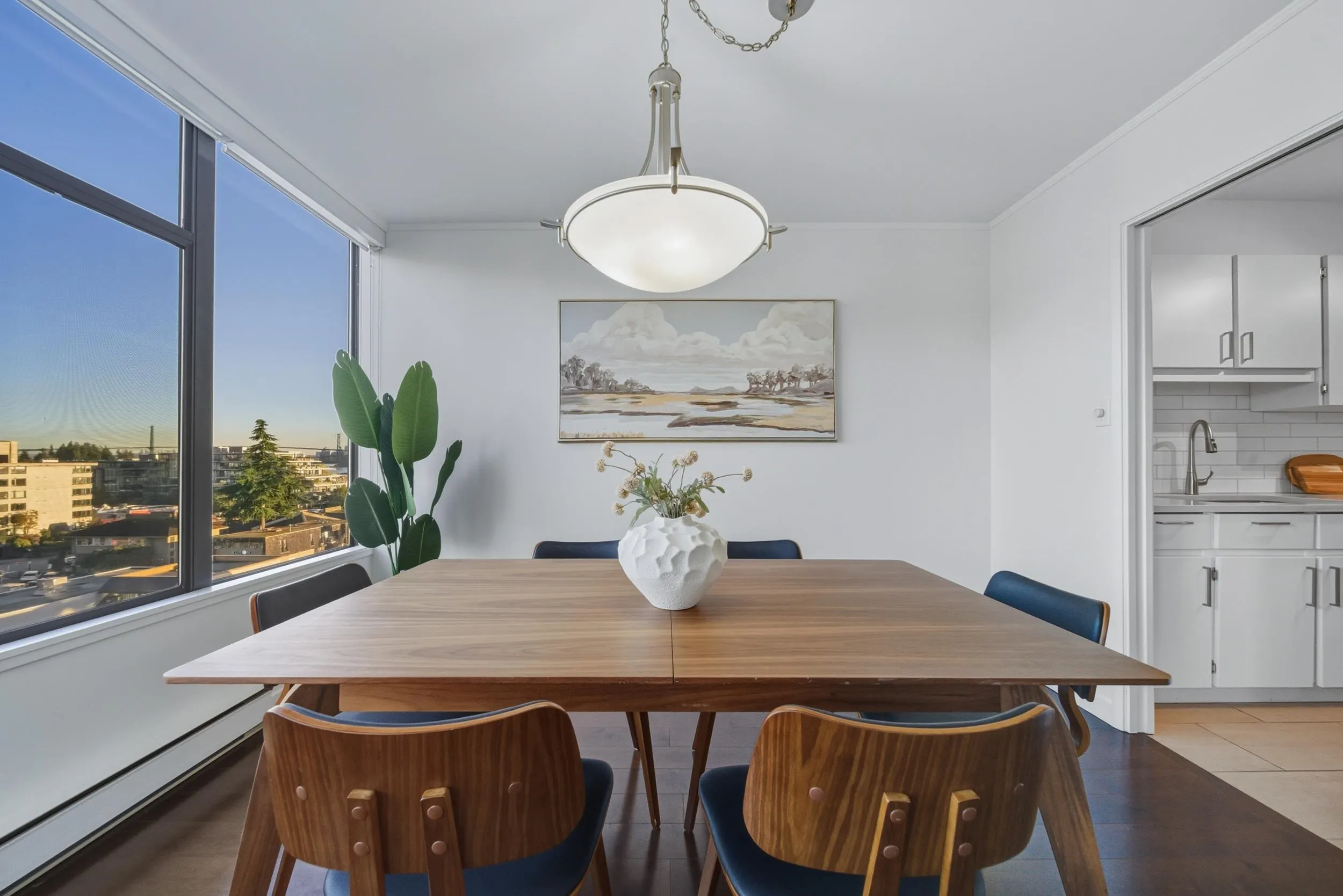 704 1480 Duchess Avenue