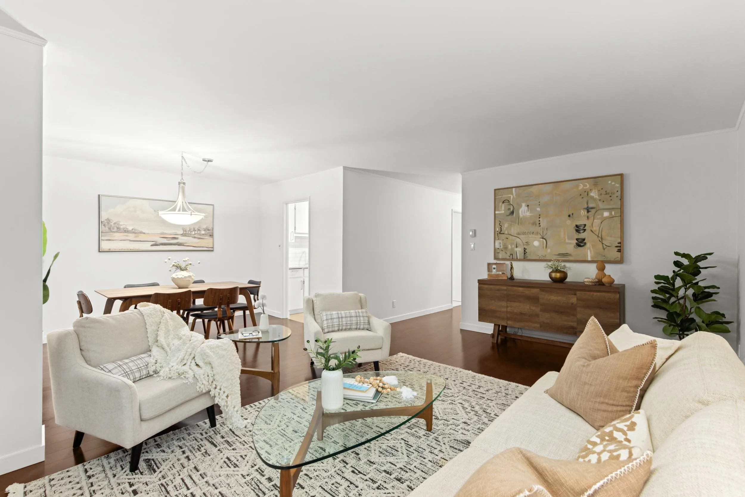 704 1480 Duchess Avenue