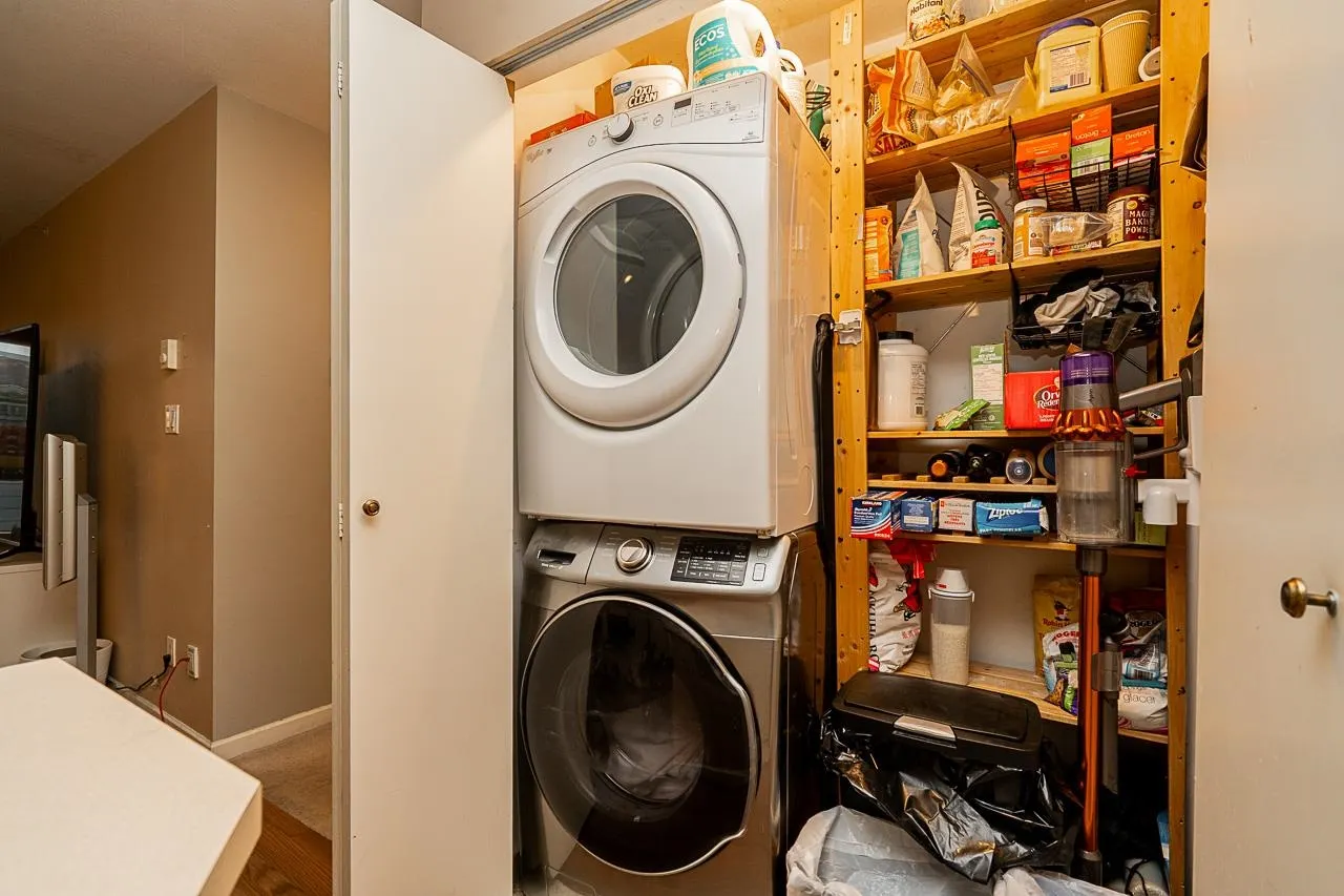 807 488 Helmcken Street