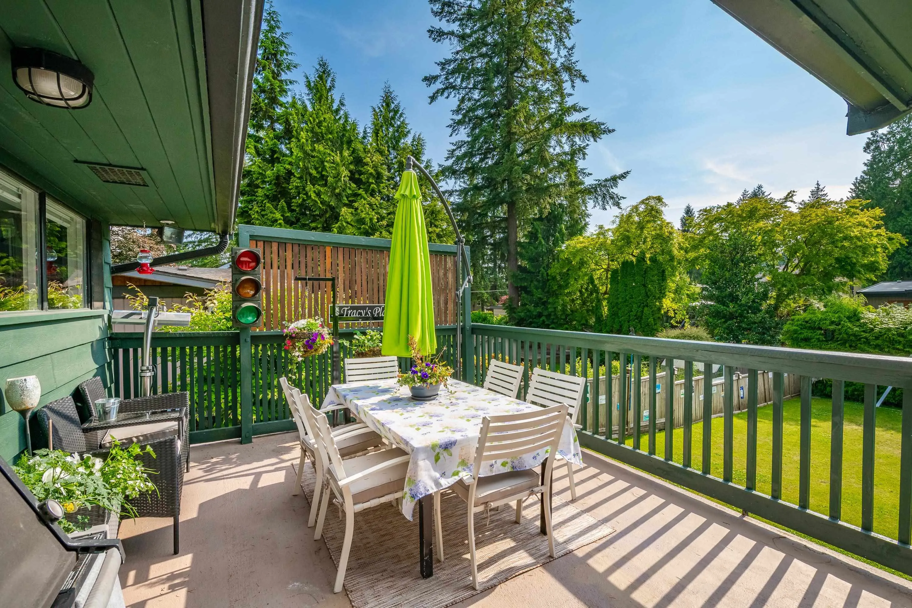 3163 Tennyson Crescent