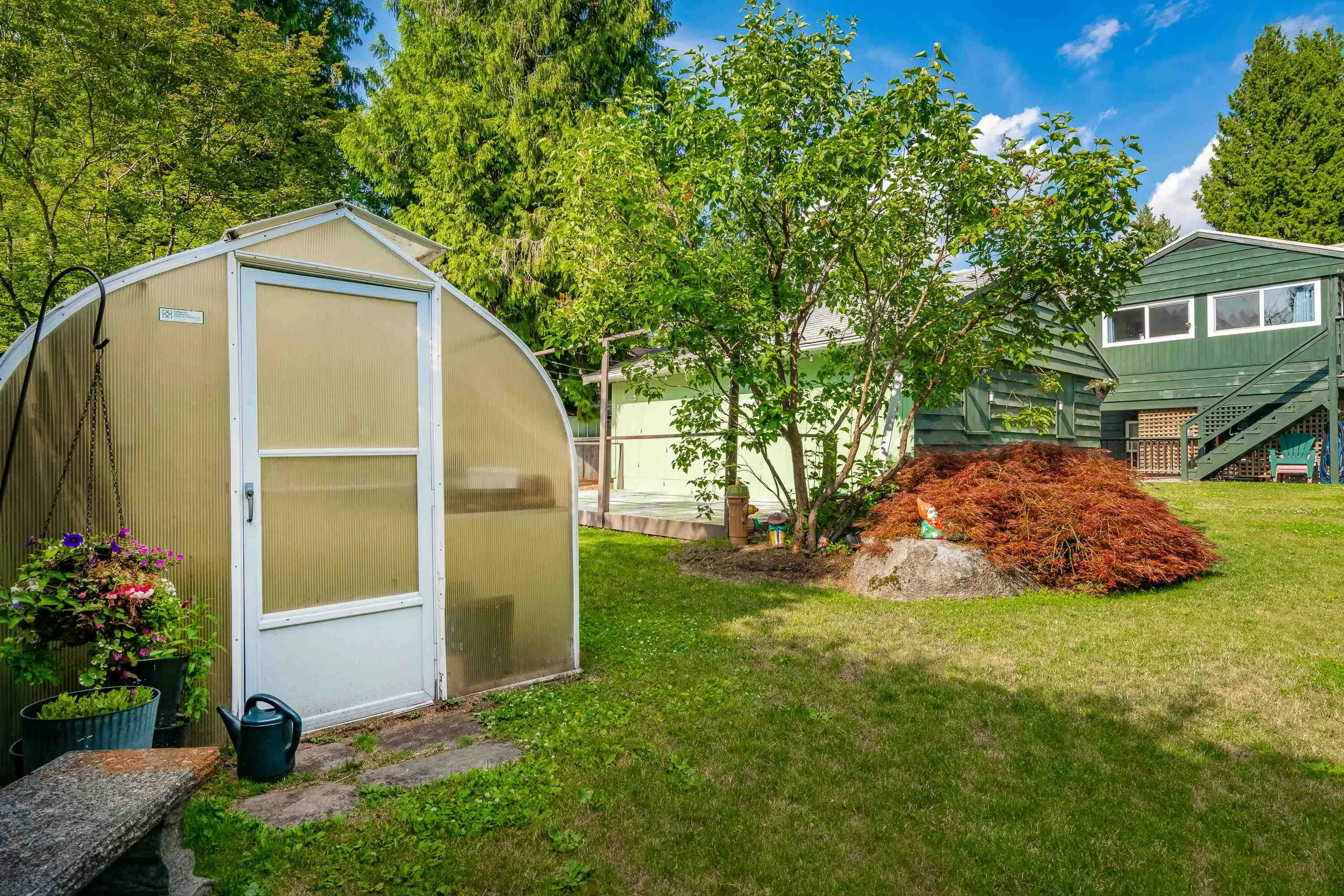 3163 Tennyson Crescent