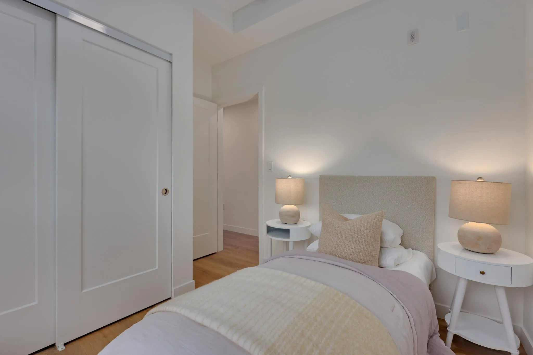 305 600 Rochester Avenue