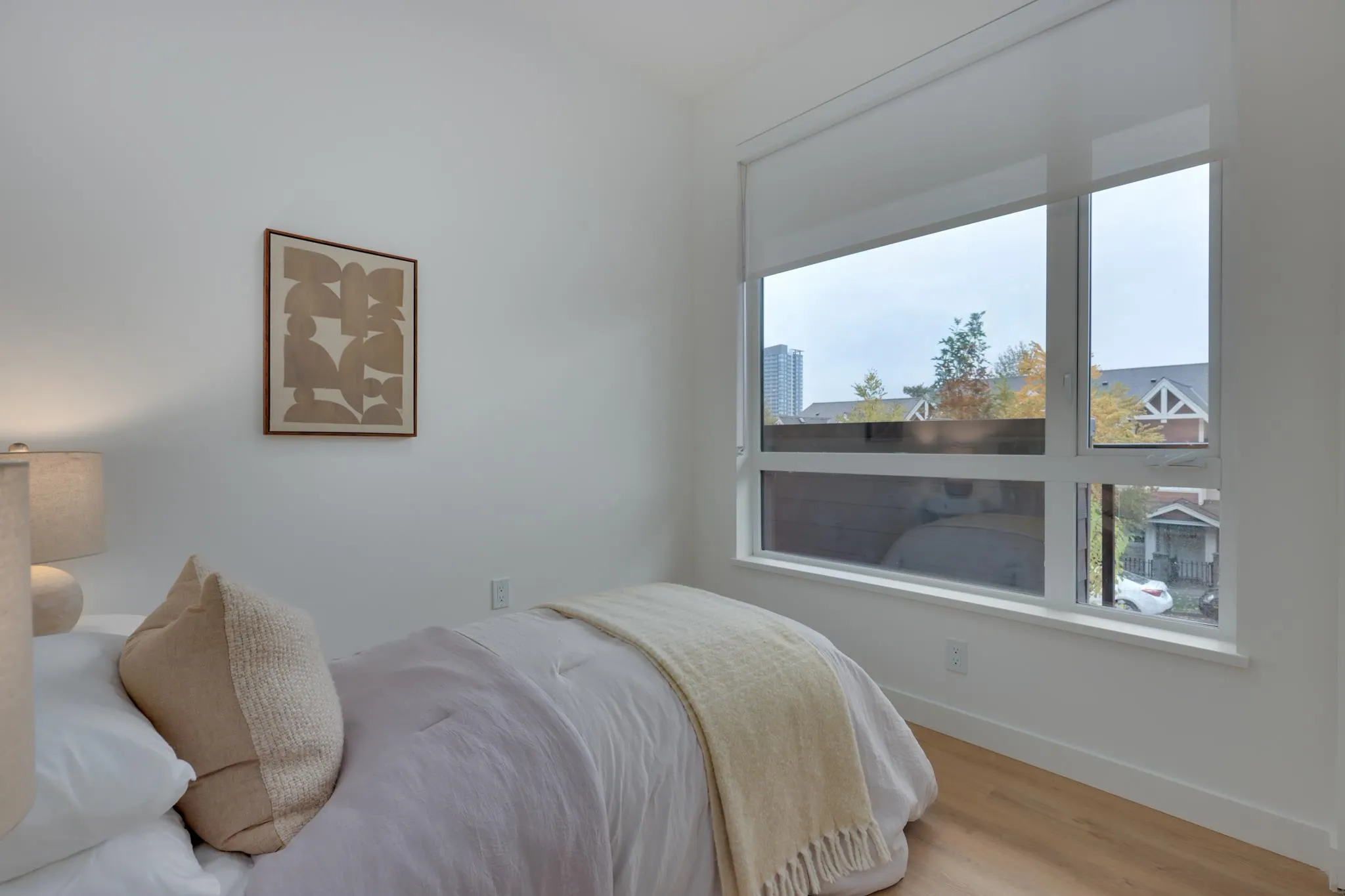 305 600 Rochester Avenue