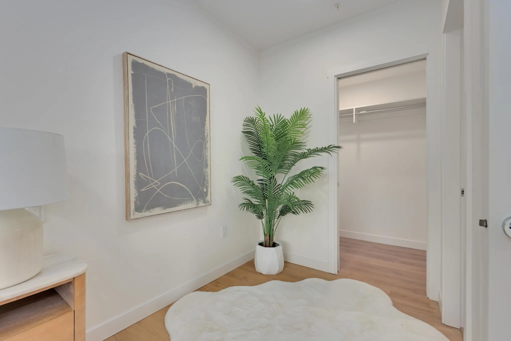 305 600 Rochester Avenue