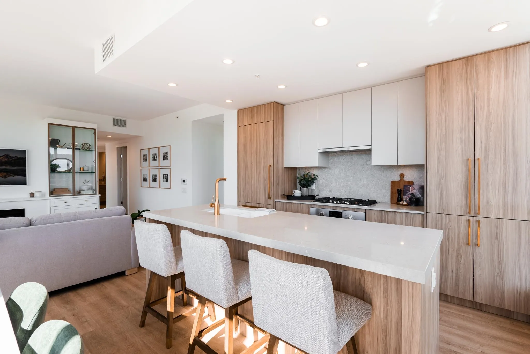 605 2325 Emery Court