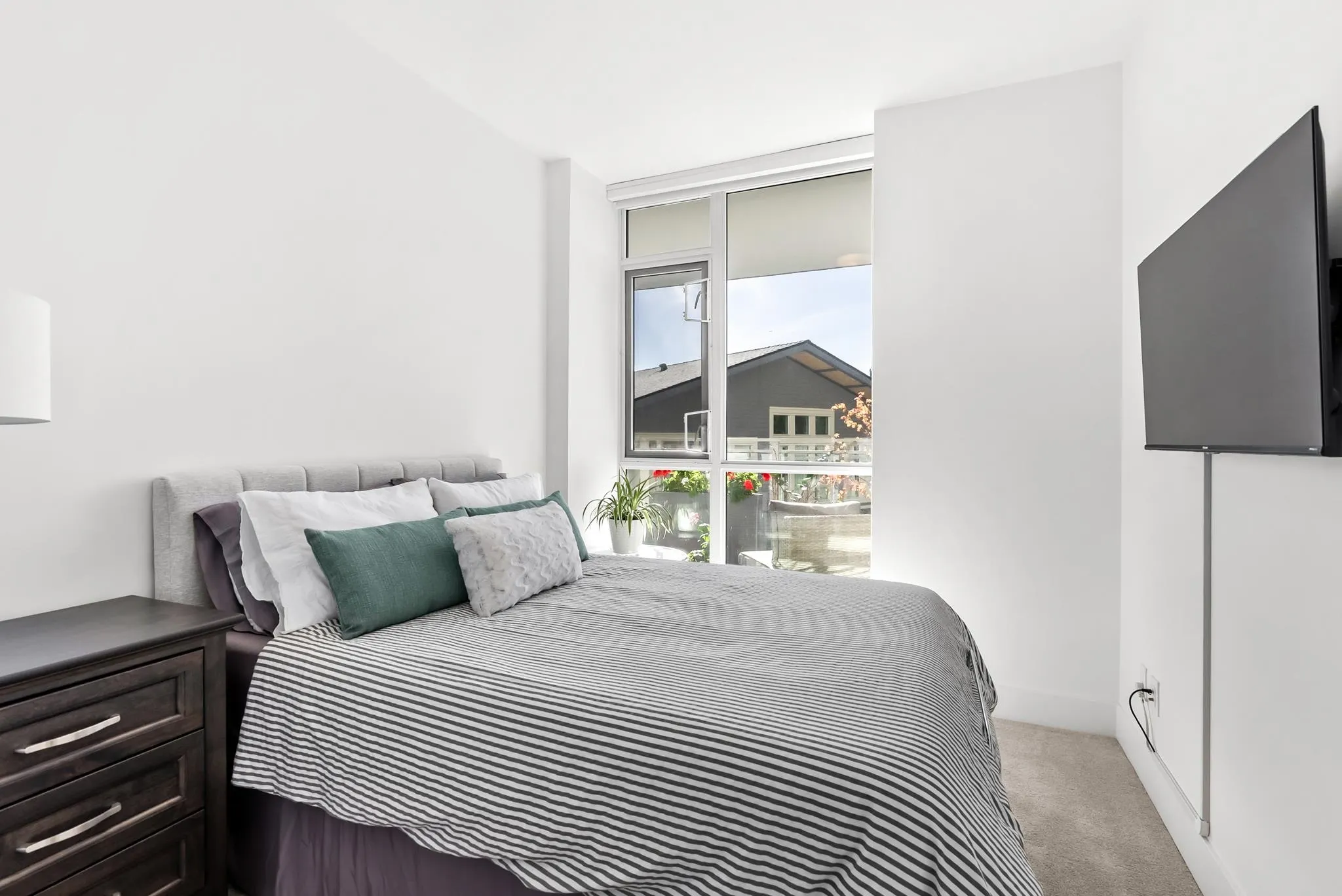 605 2325 Emery Court