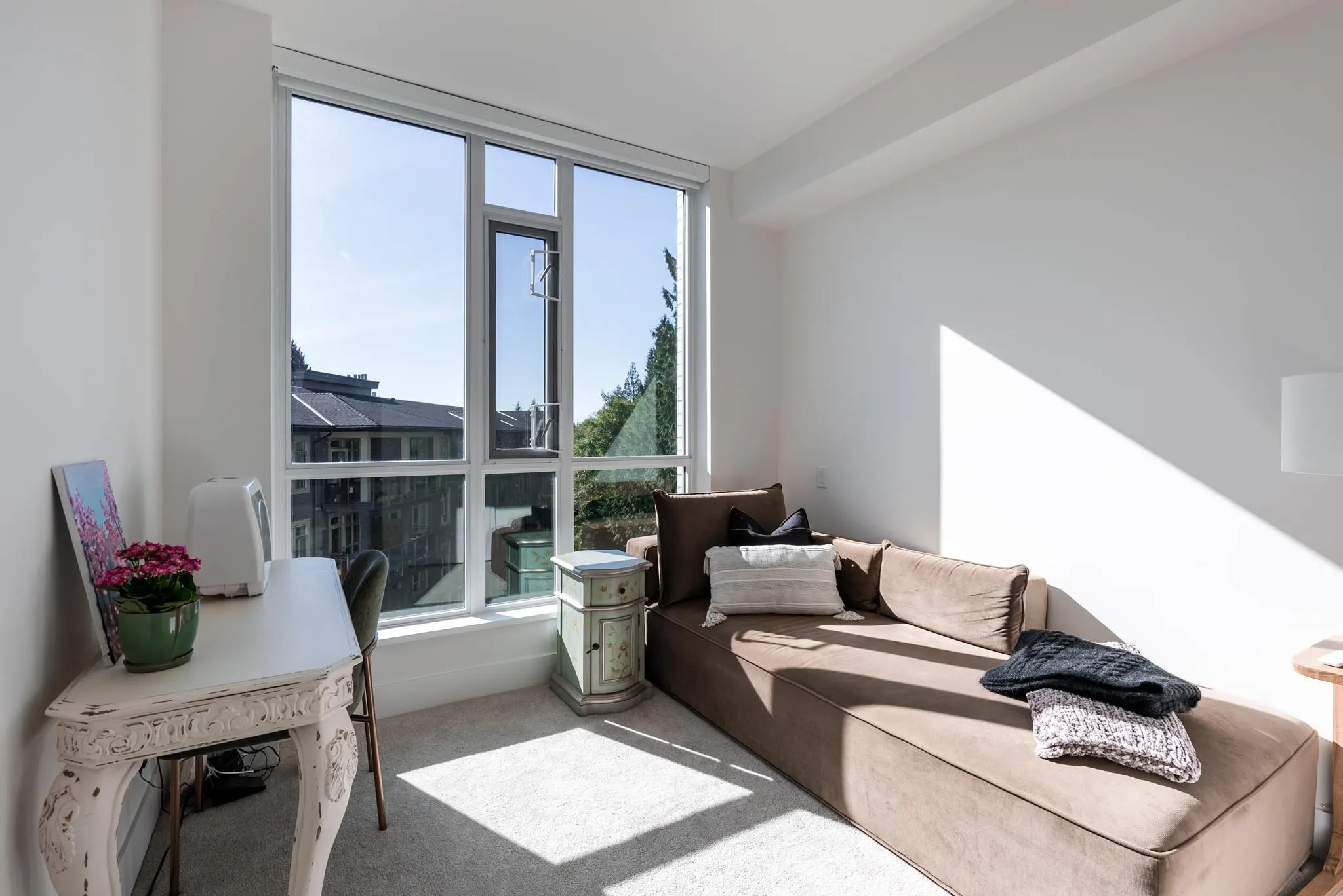 605 2325 Emery Court