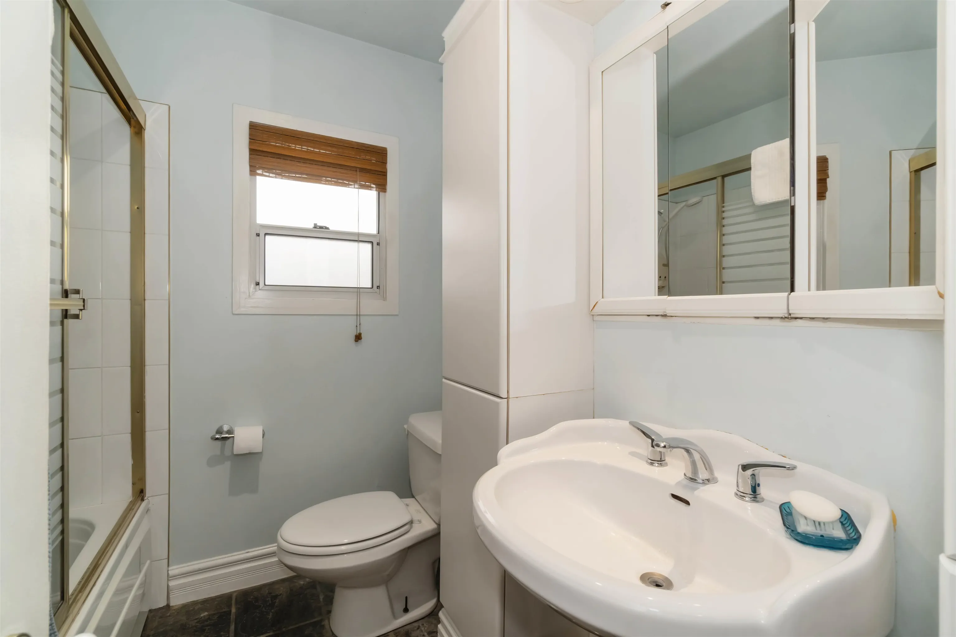 4037 Nithsdale Street