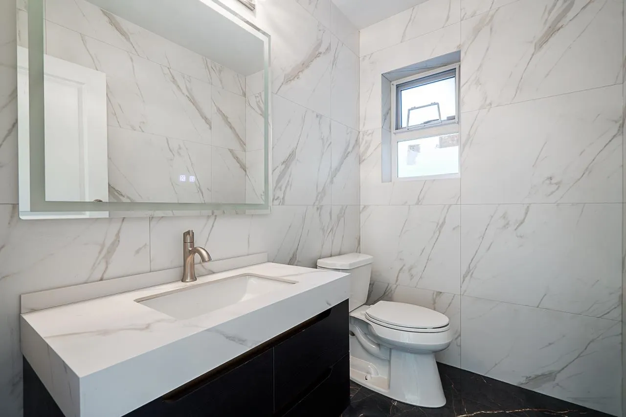 1562 Pinecrest Drive