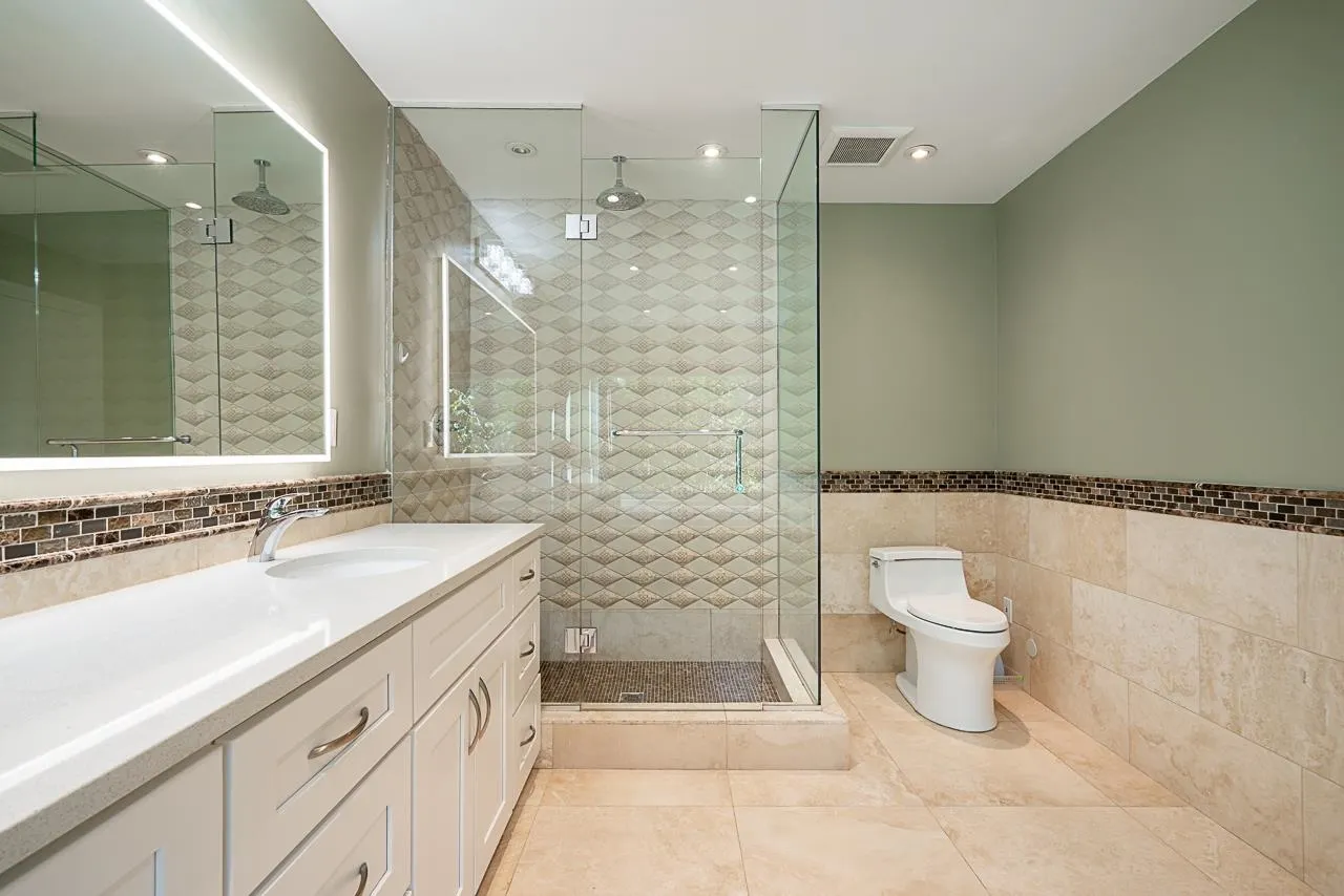 1562 Pinecrest Drive