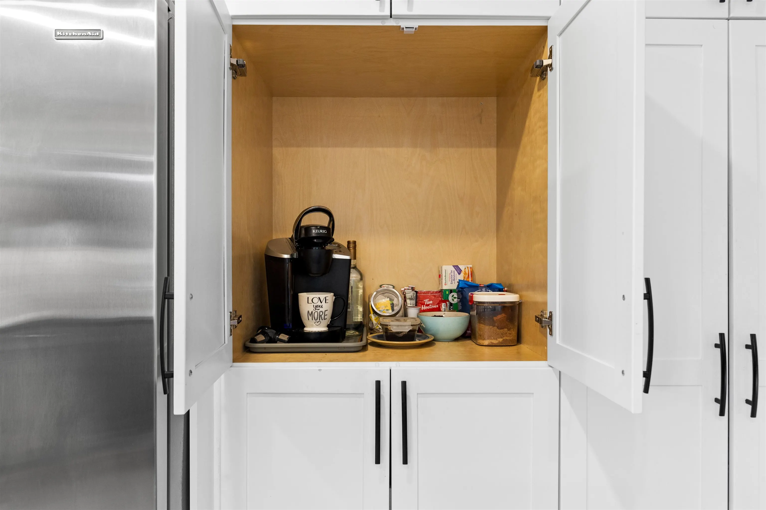 6196 Cottonwood Street