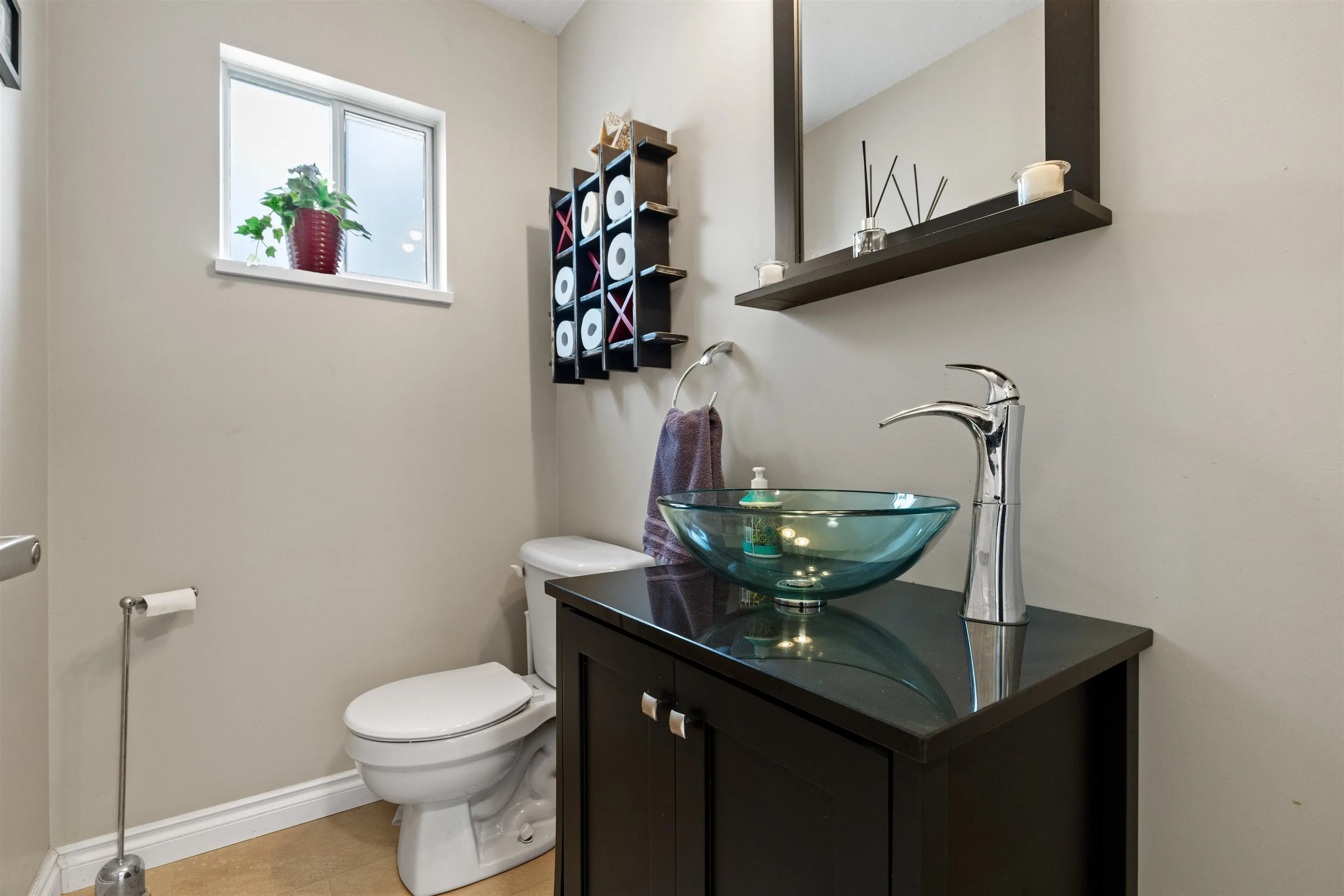 6196 Cottonwood Street