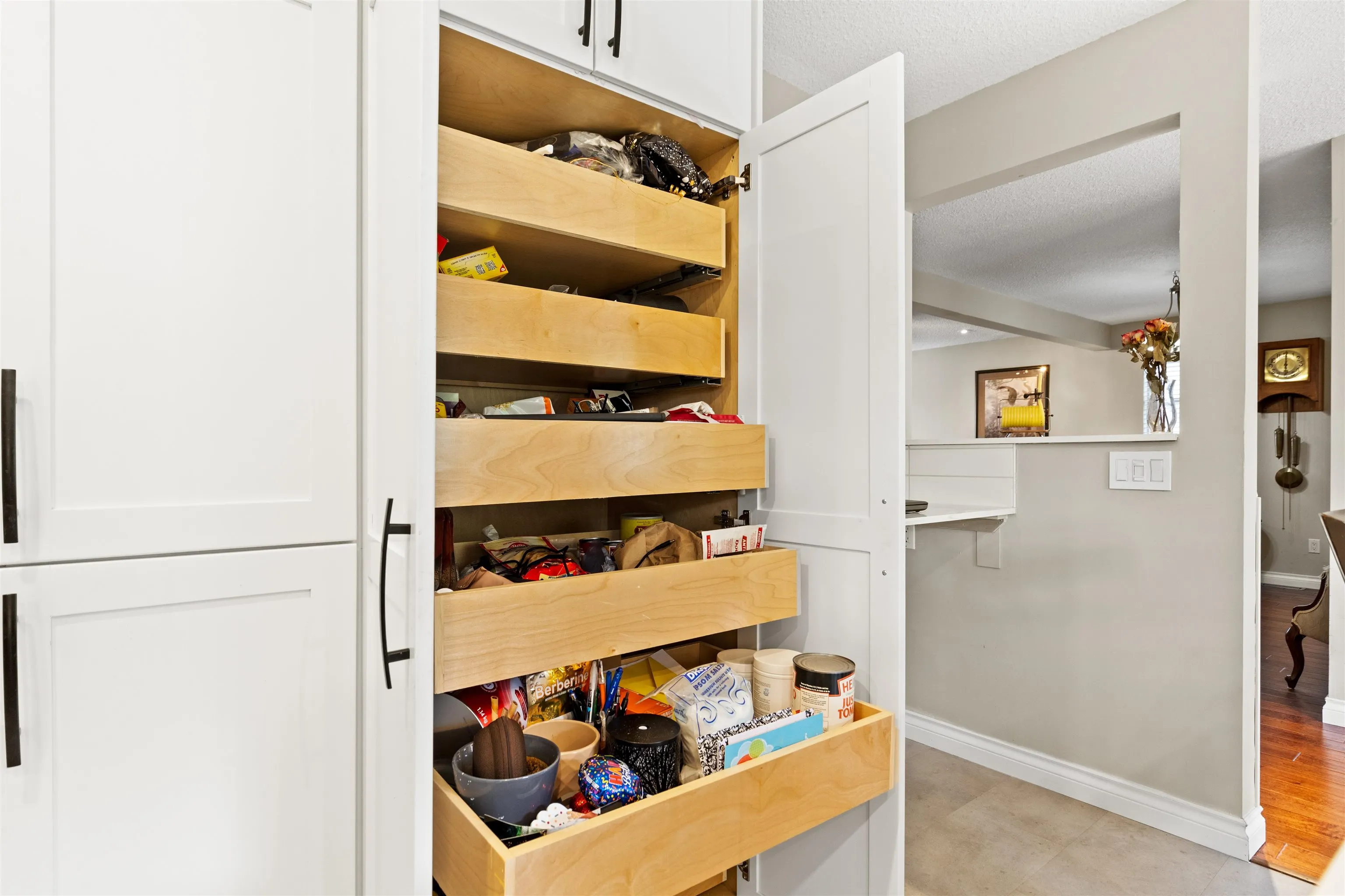 6196 Cottonwood Street