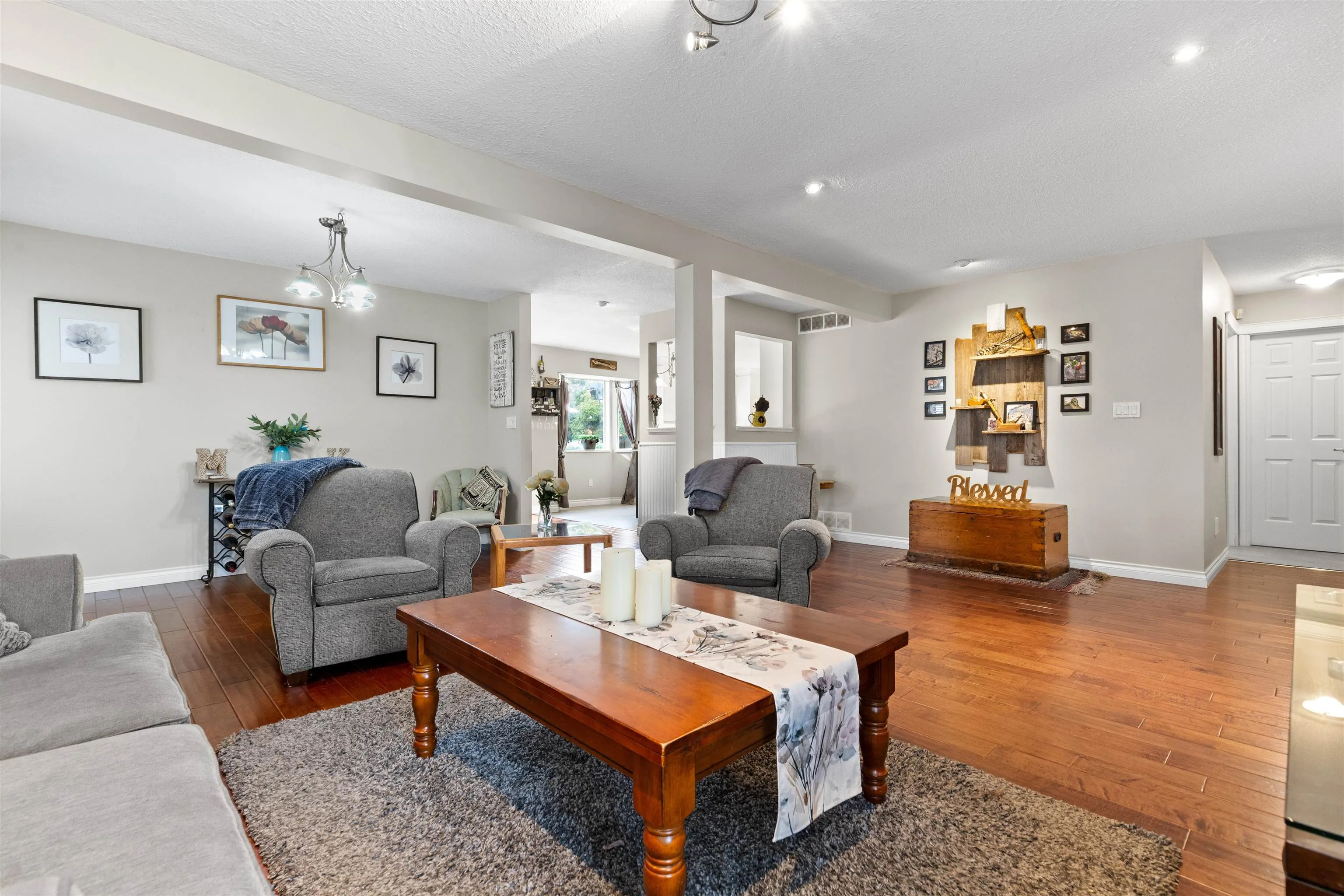 6196 Cottonwood Street