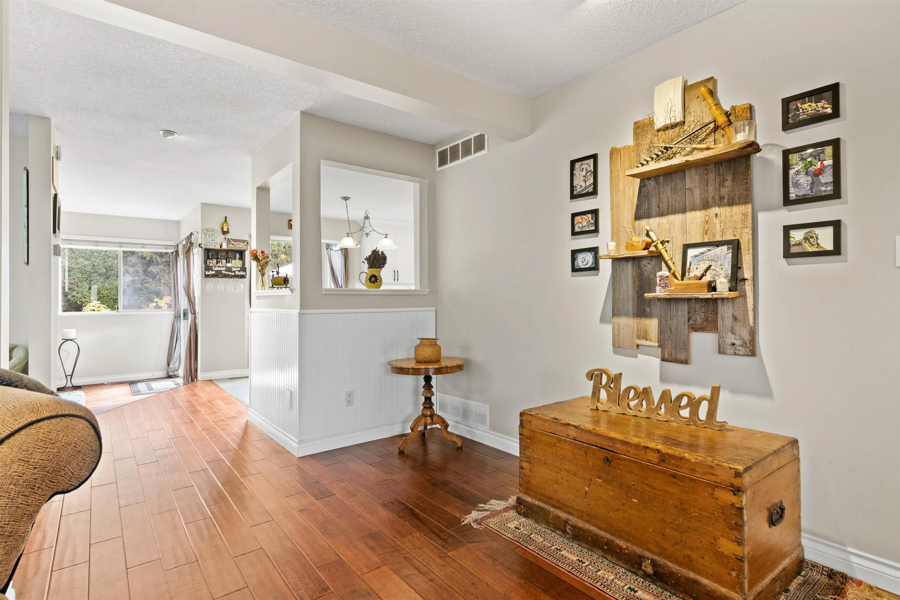 6196 Cottonwood Street