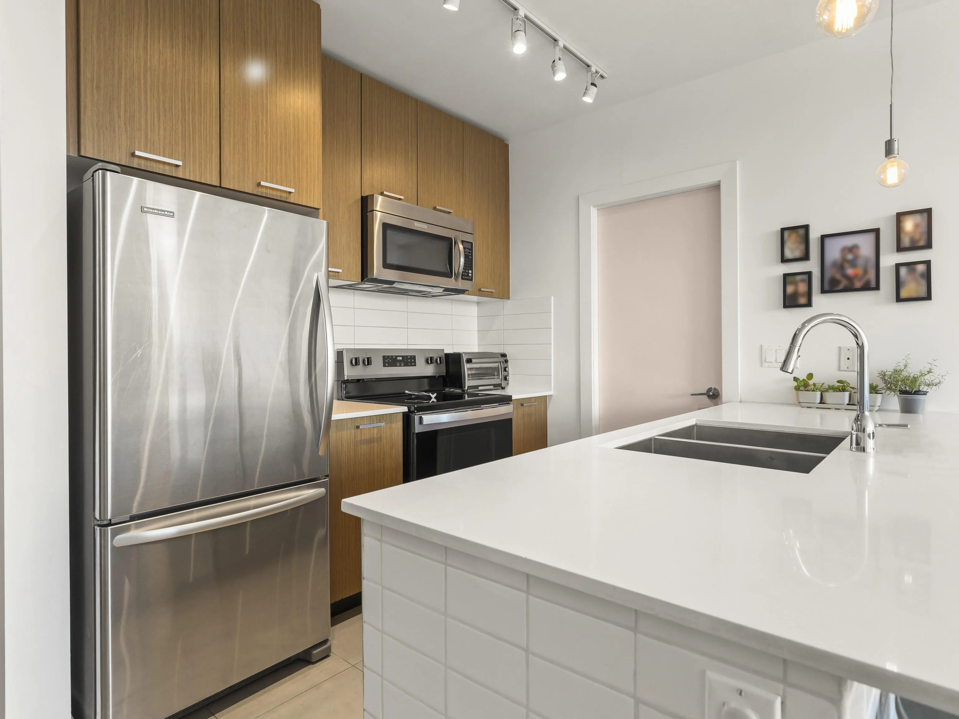 507 2321 Scotia Street