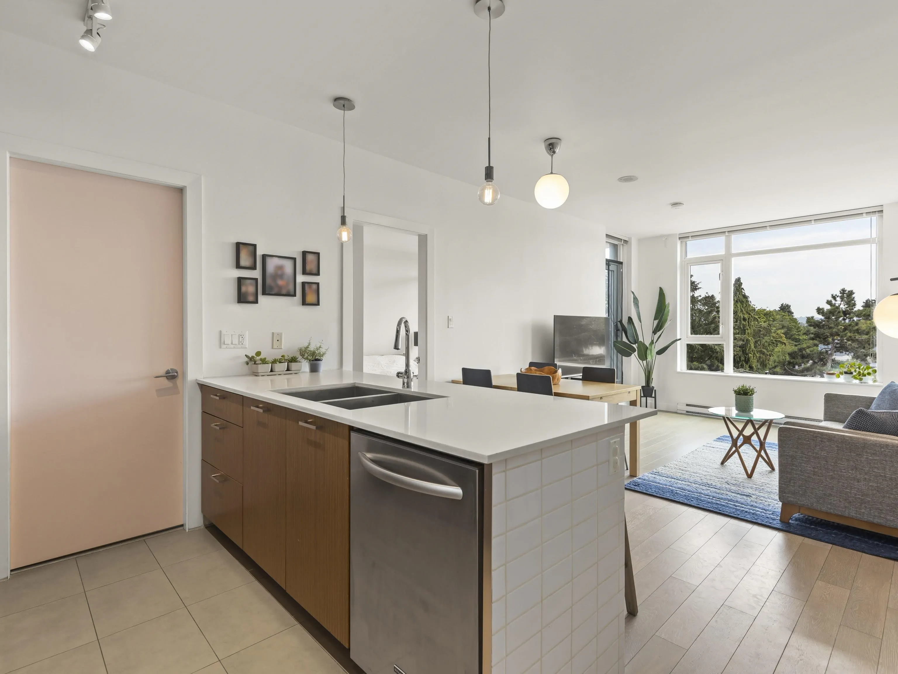 507 2321 Scotia Street