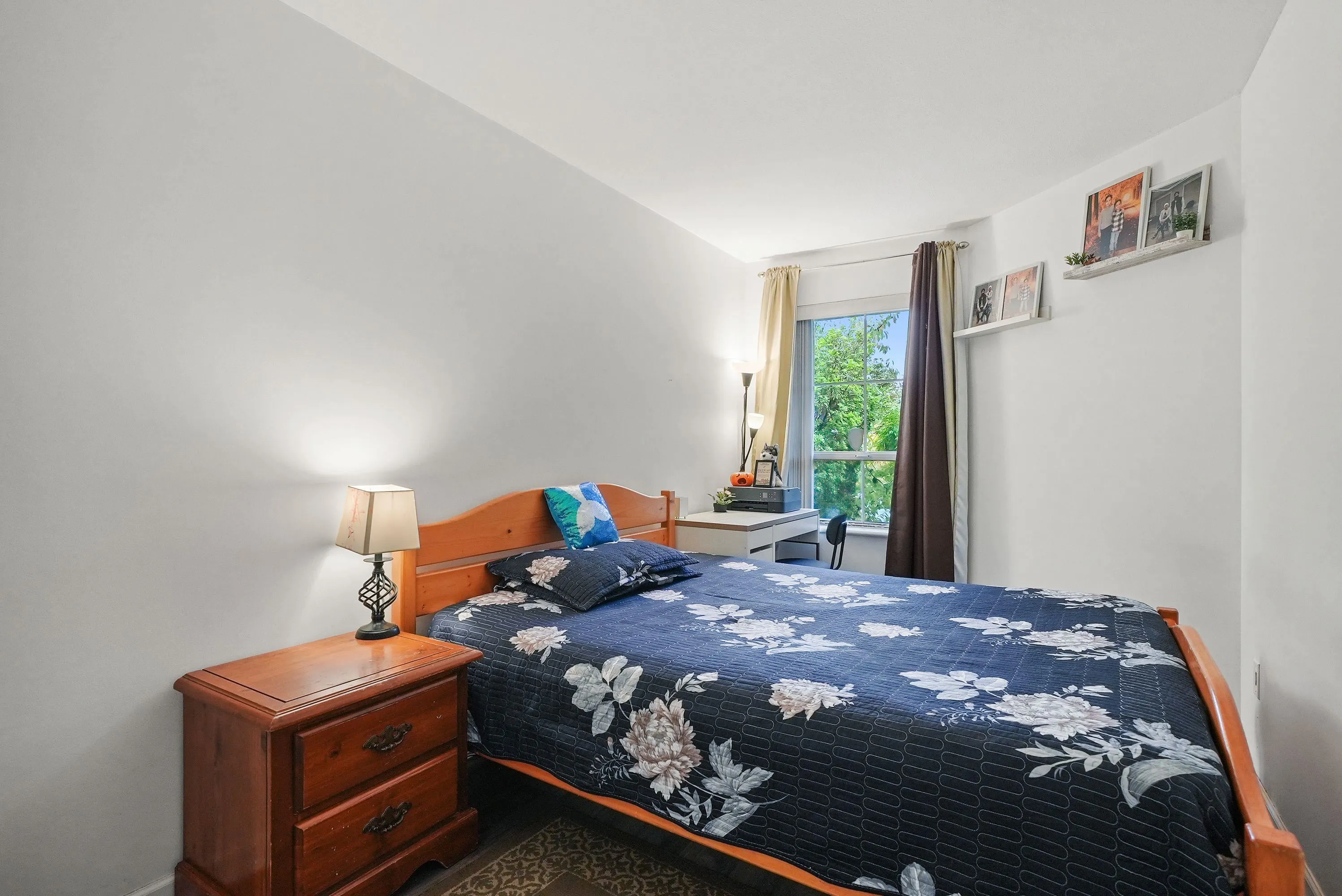 2 1383 Brunette Avenue