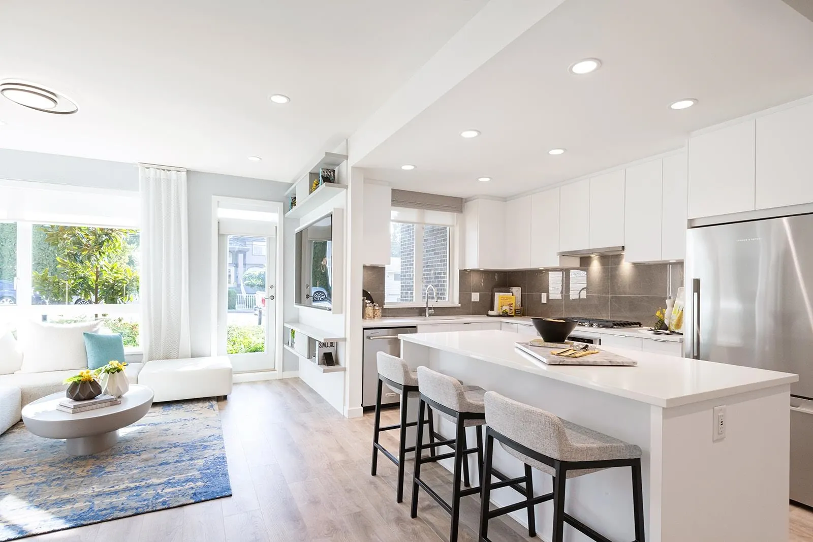 101 625 Cottonwood Avenue