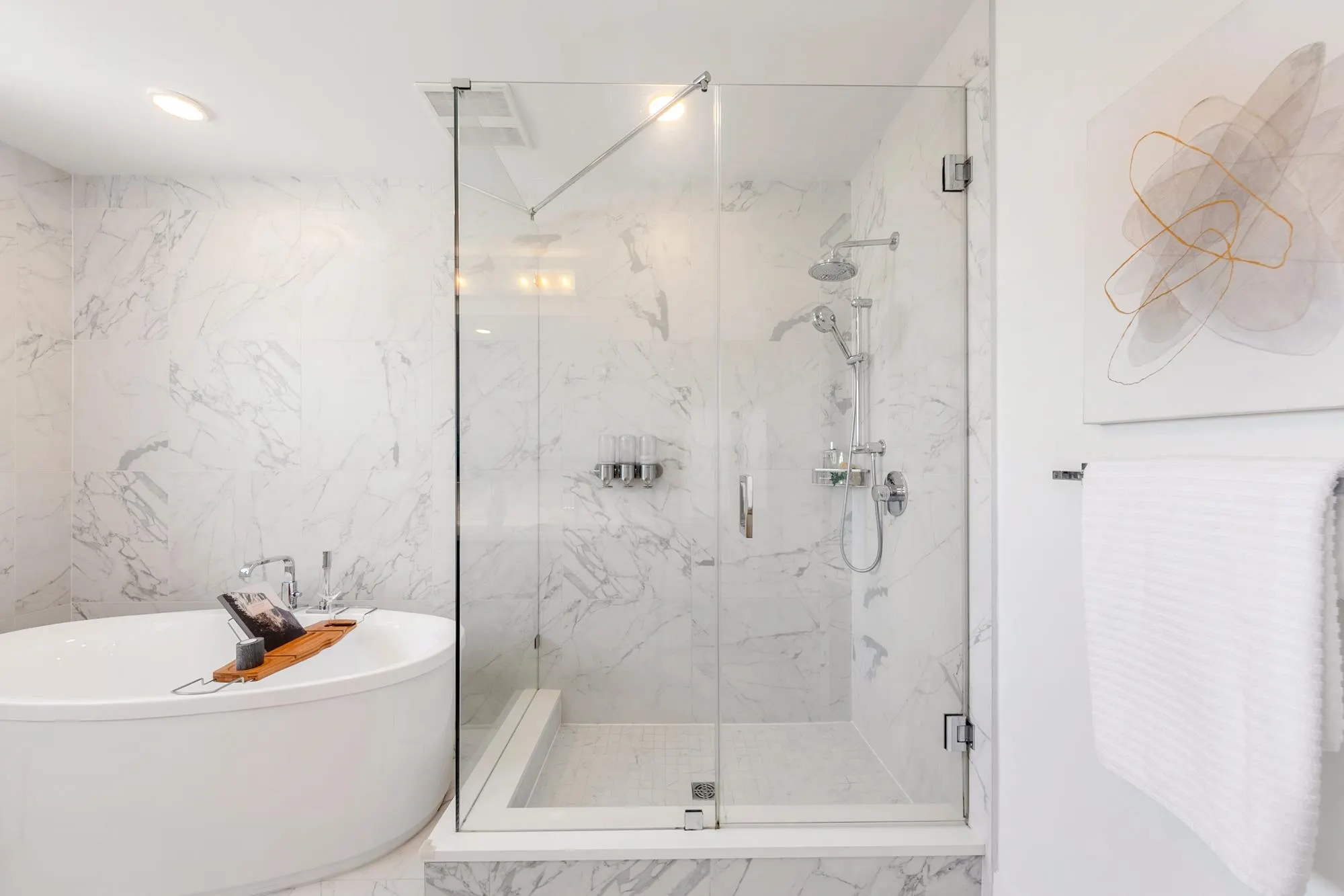 2431 W Broadway Street