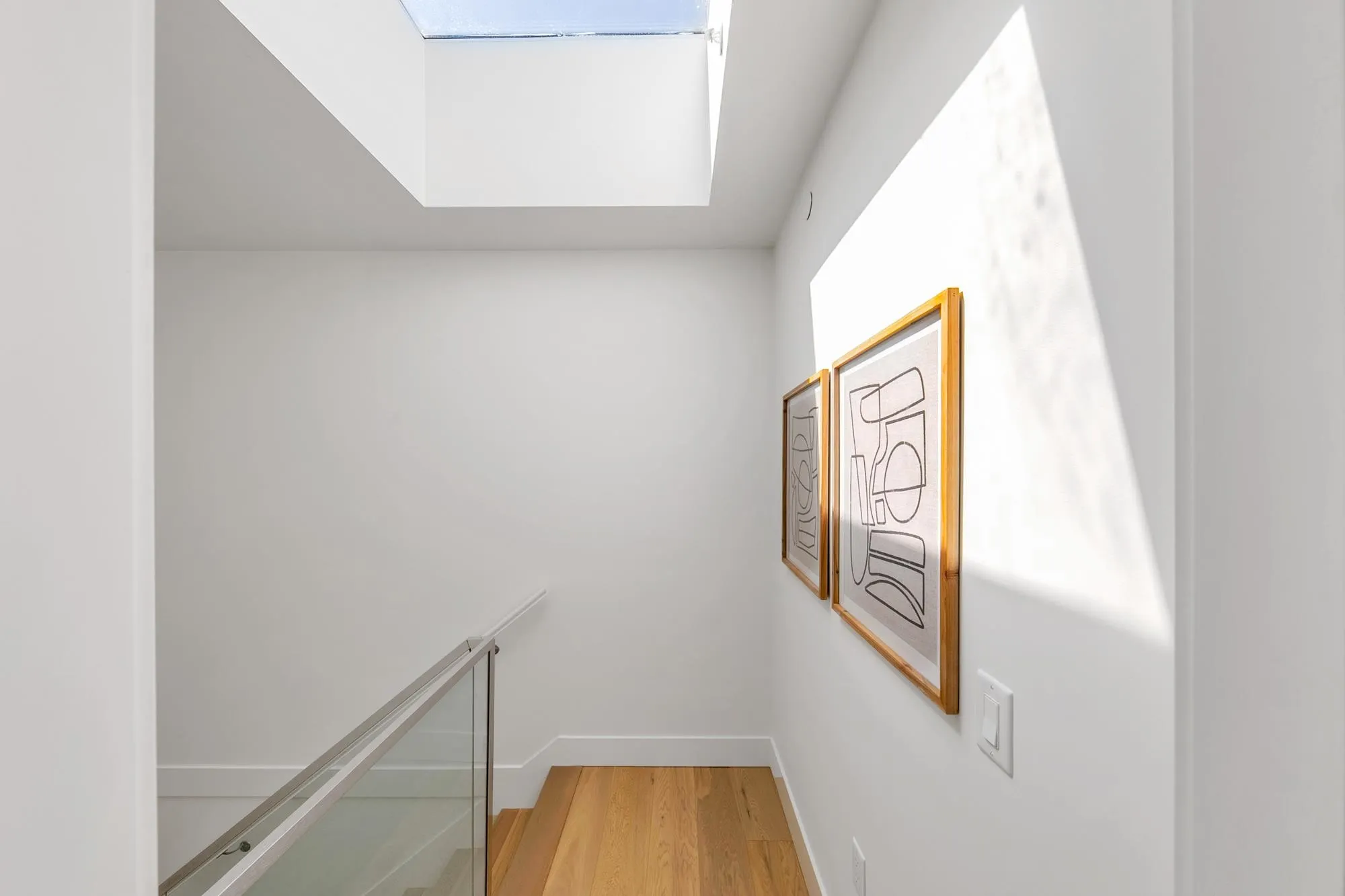 2431 W Broadway Street