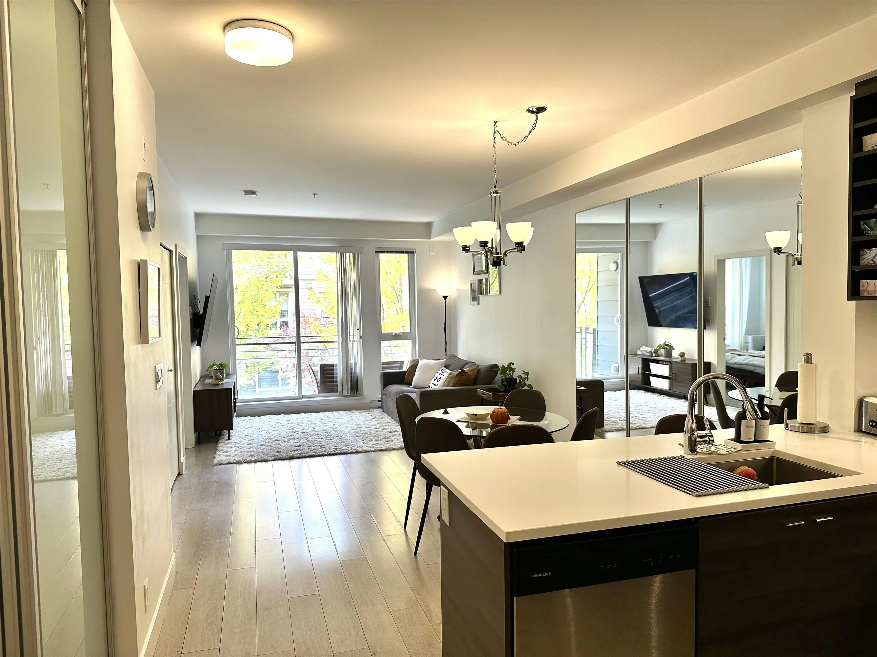 116 13925 Fraser Highway