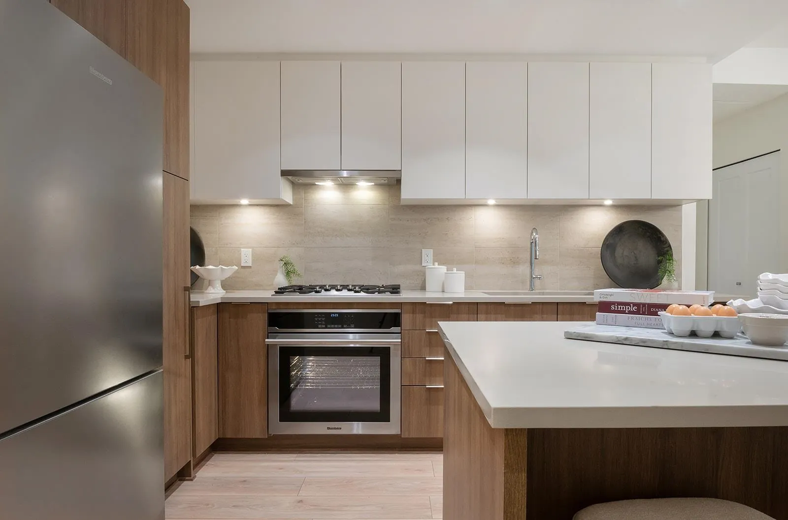 102 625 Cottonwood Avenue