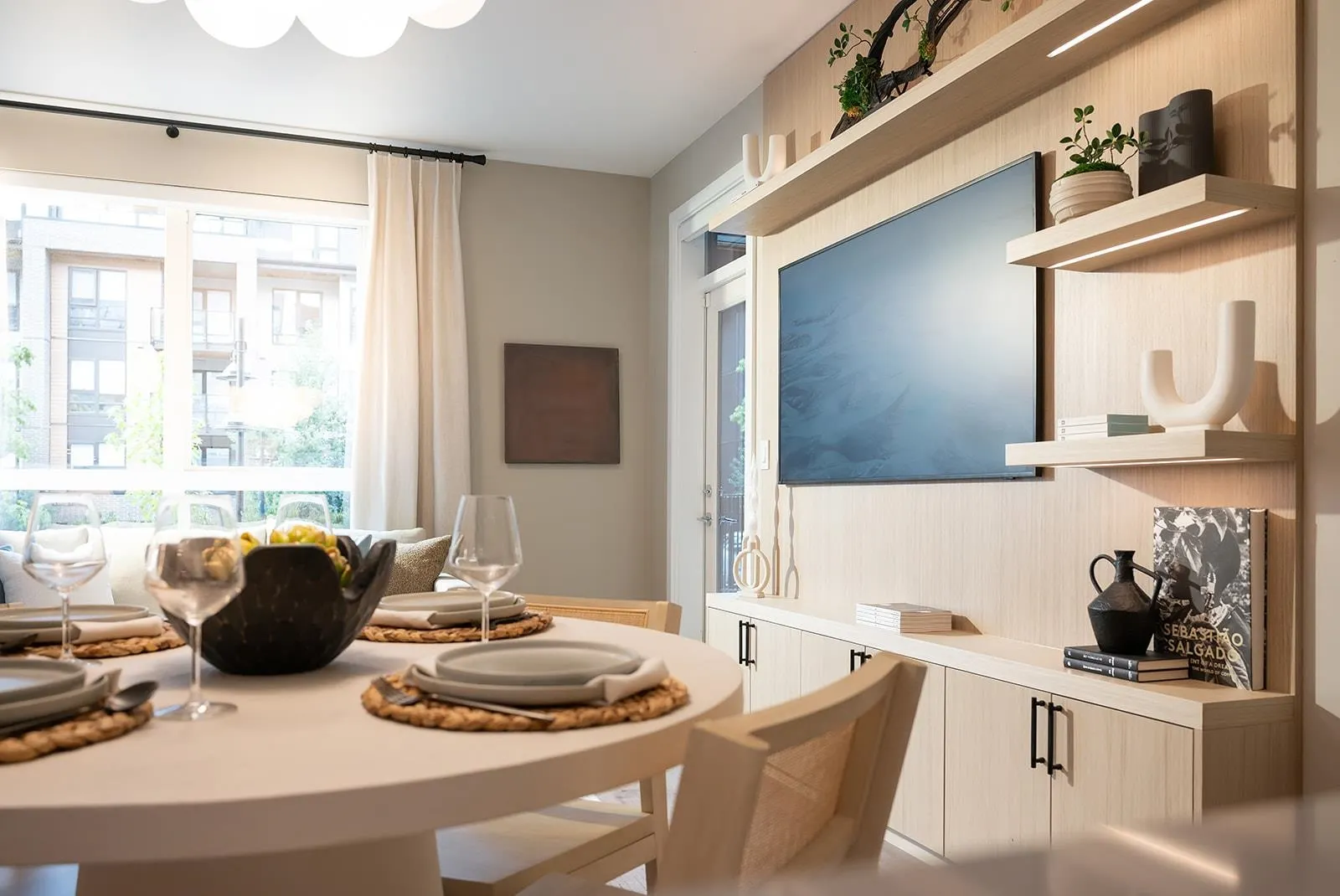 103 625 Cottonwood Avenue