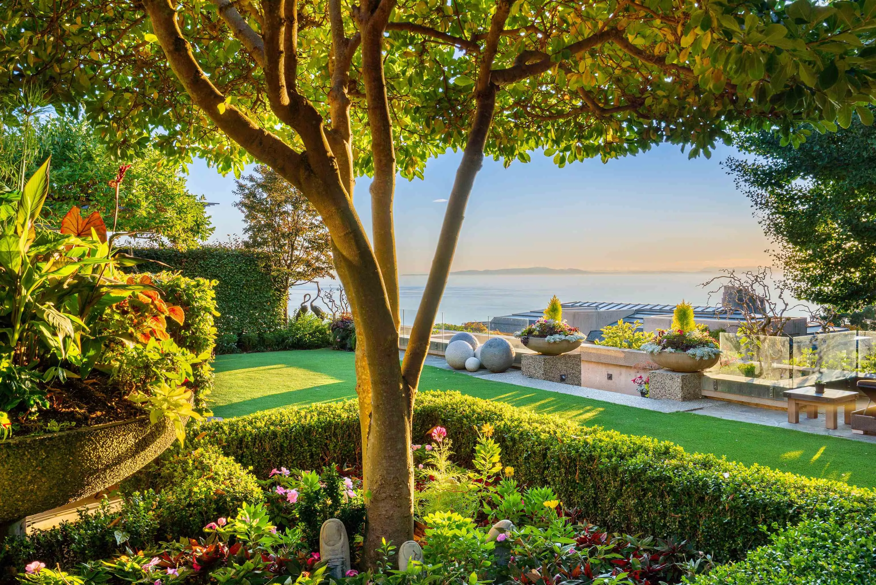 14971 Prospect Avenue