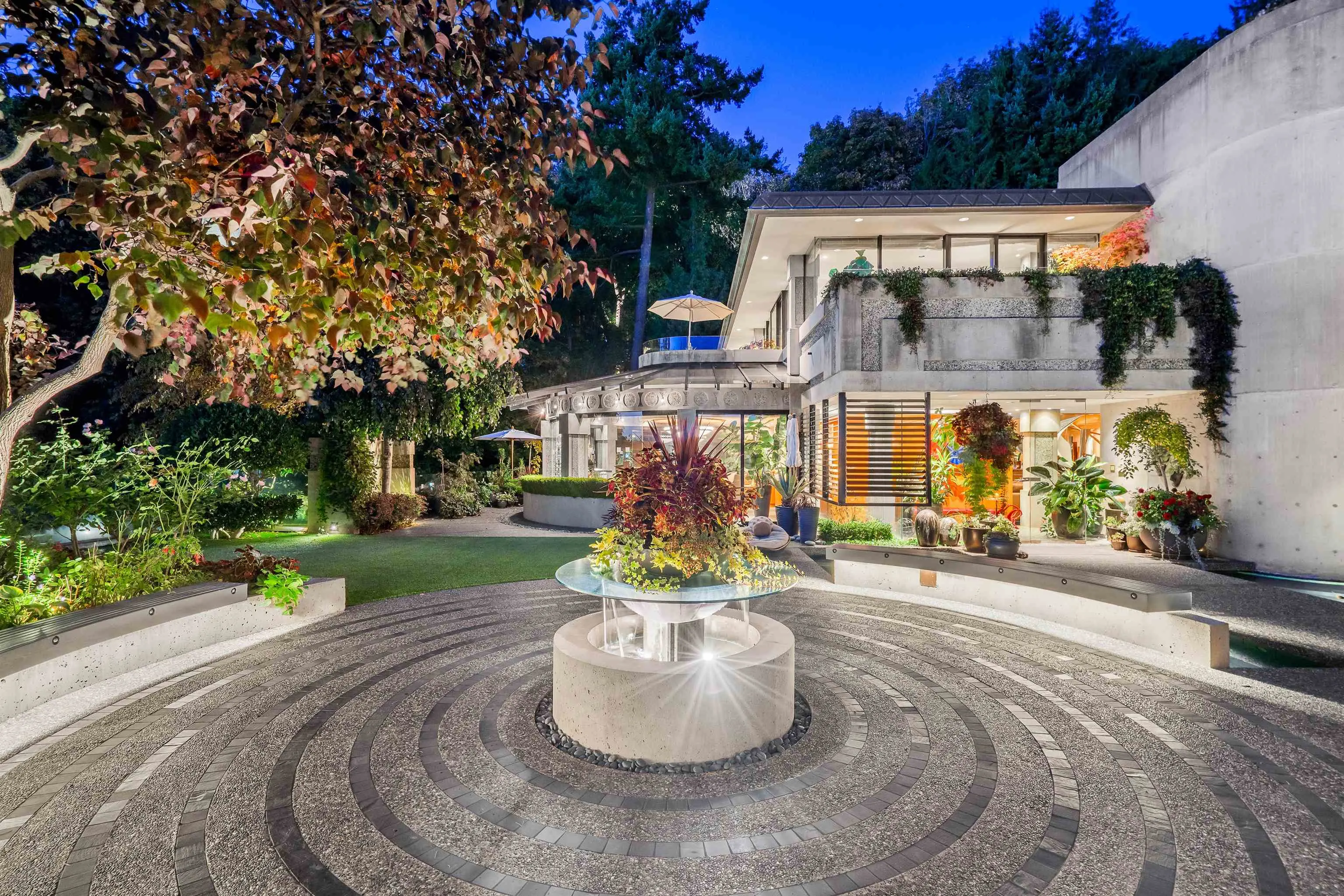 14971 Prospect Avenue