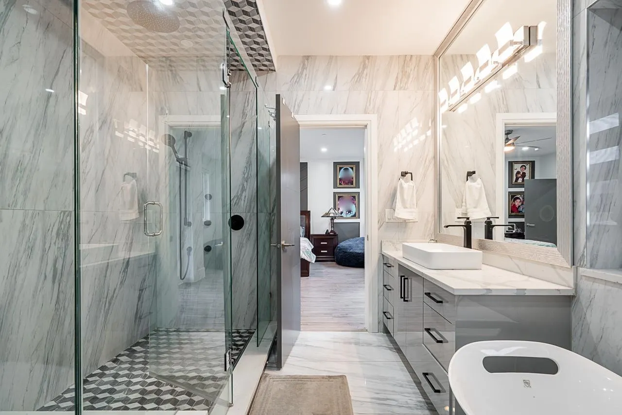 2938 Cumberland Street