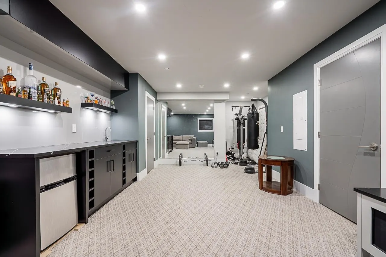 2938 Cumberland Street