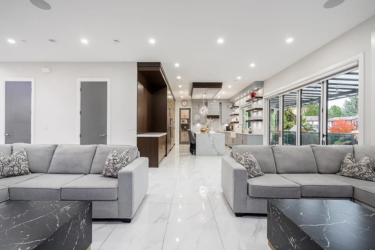 2938 Cumberland Street