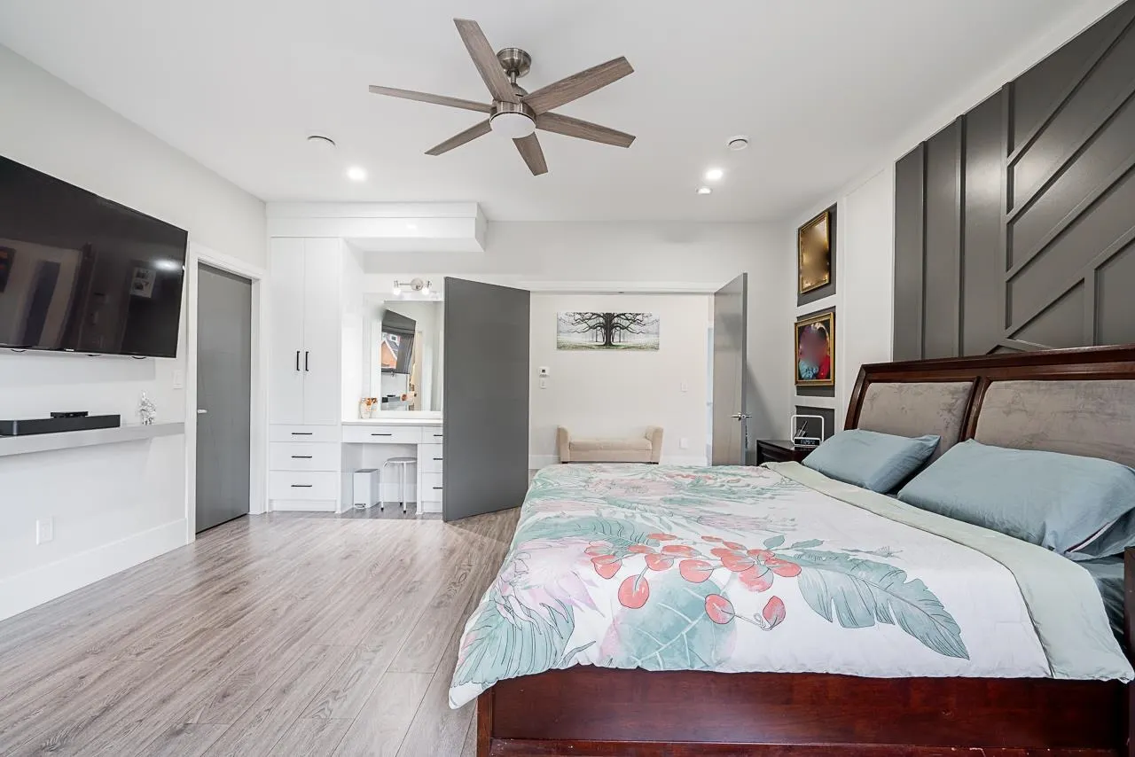 2938 Cumberland Street