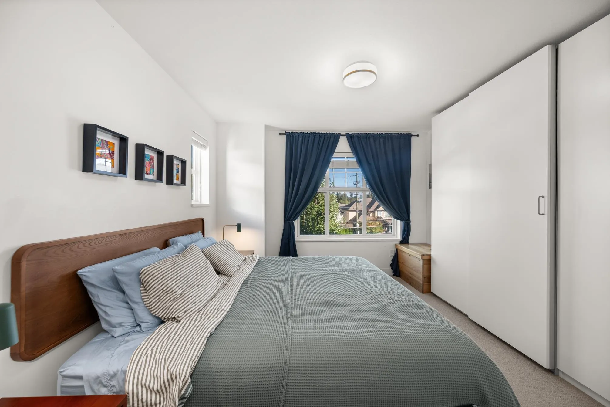 23 27735 Roundhouse Drive