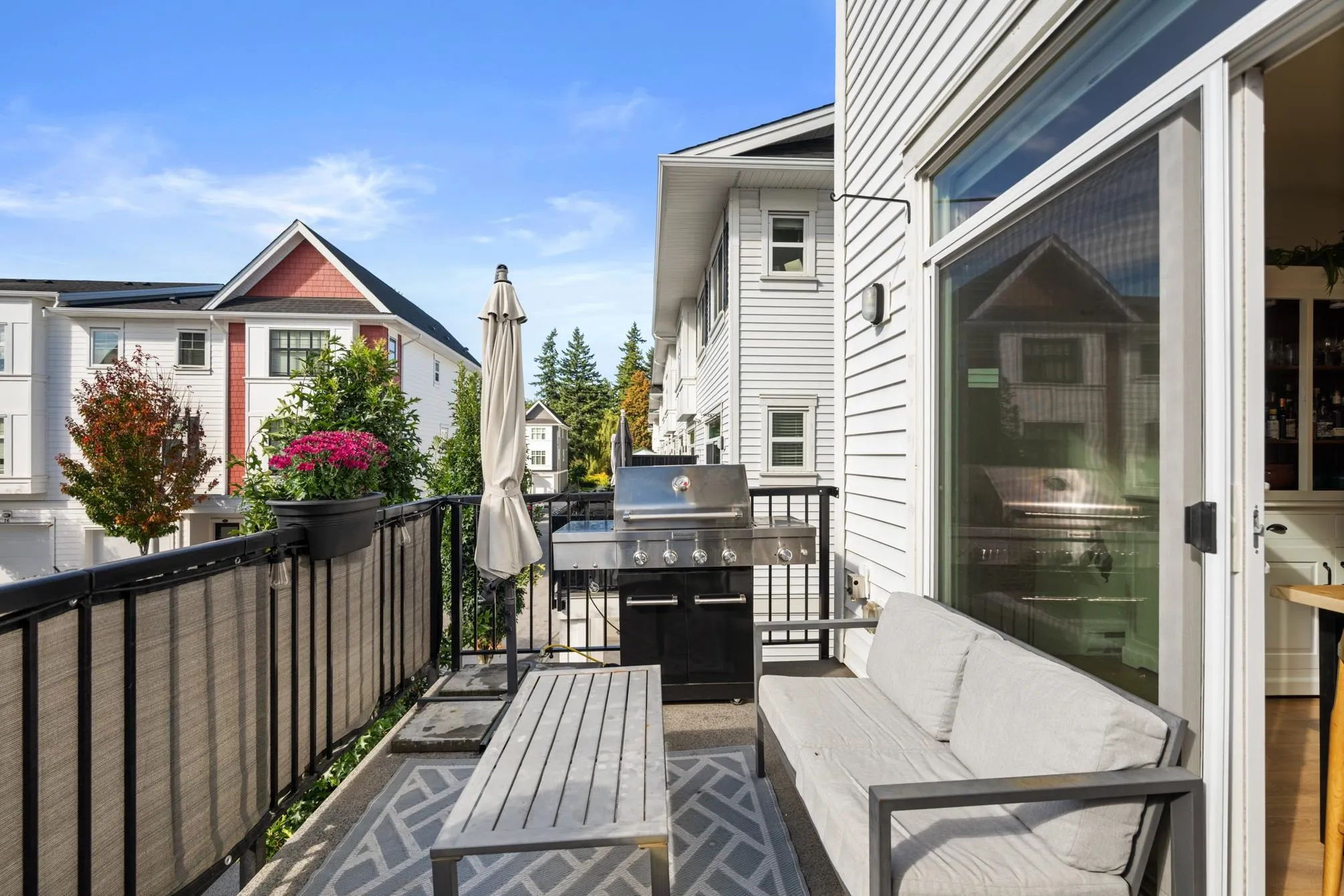 23 27735 Roundhouse Drive