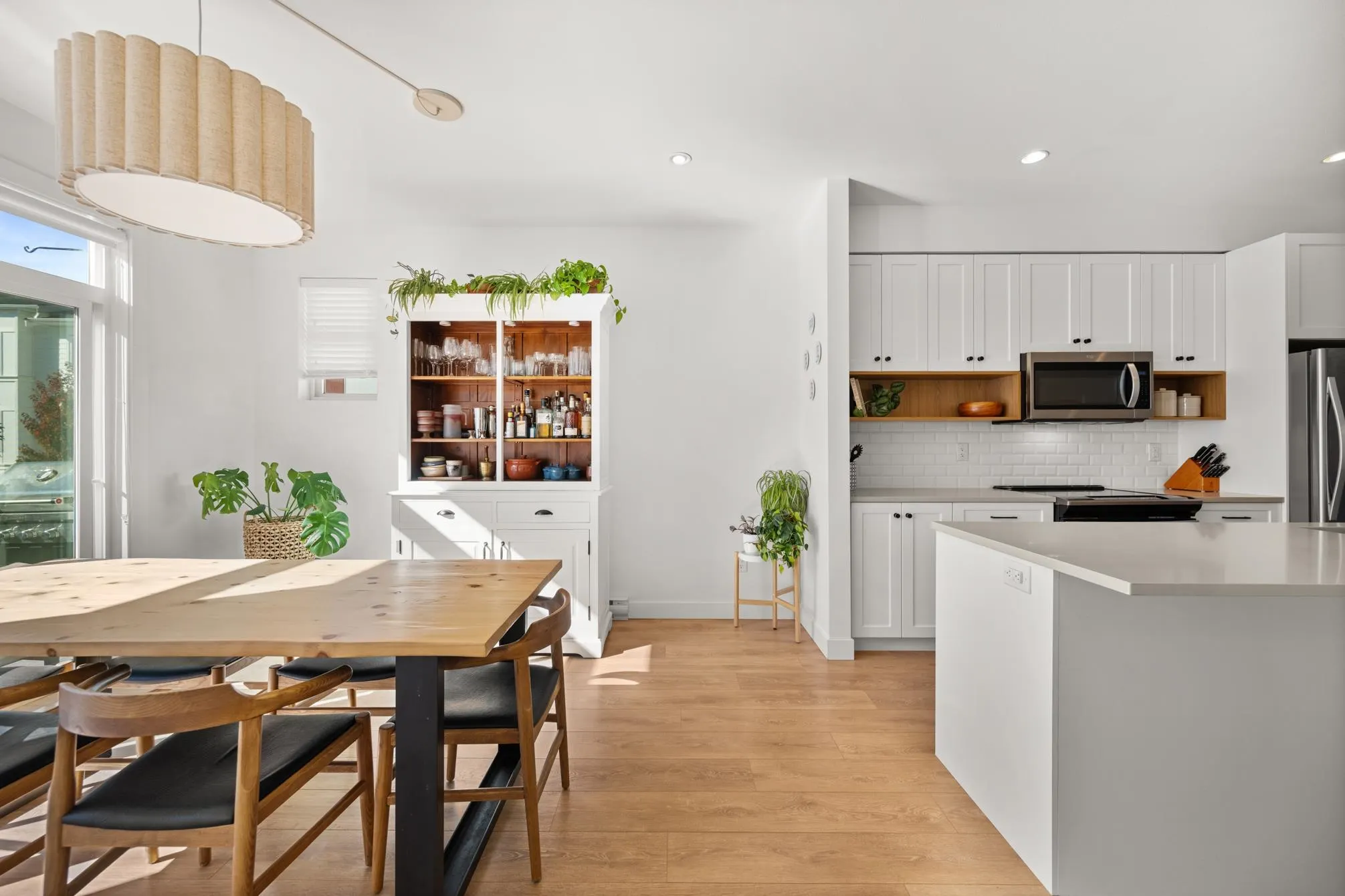 23 27735 Roundhouse Drive