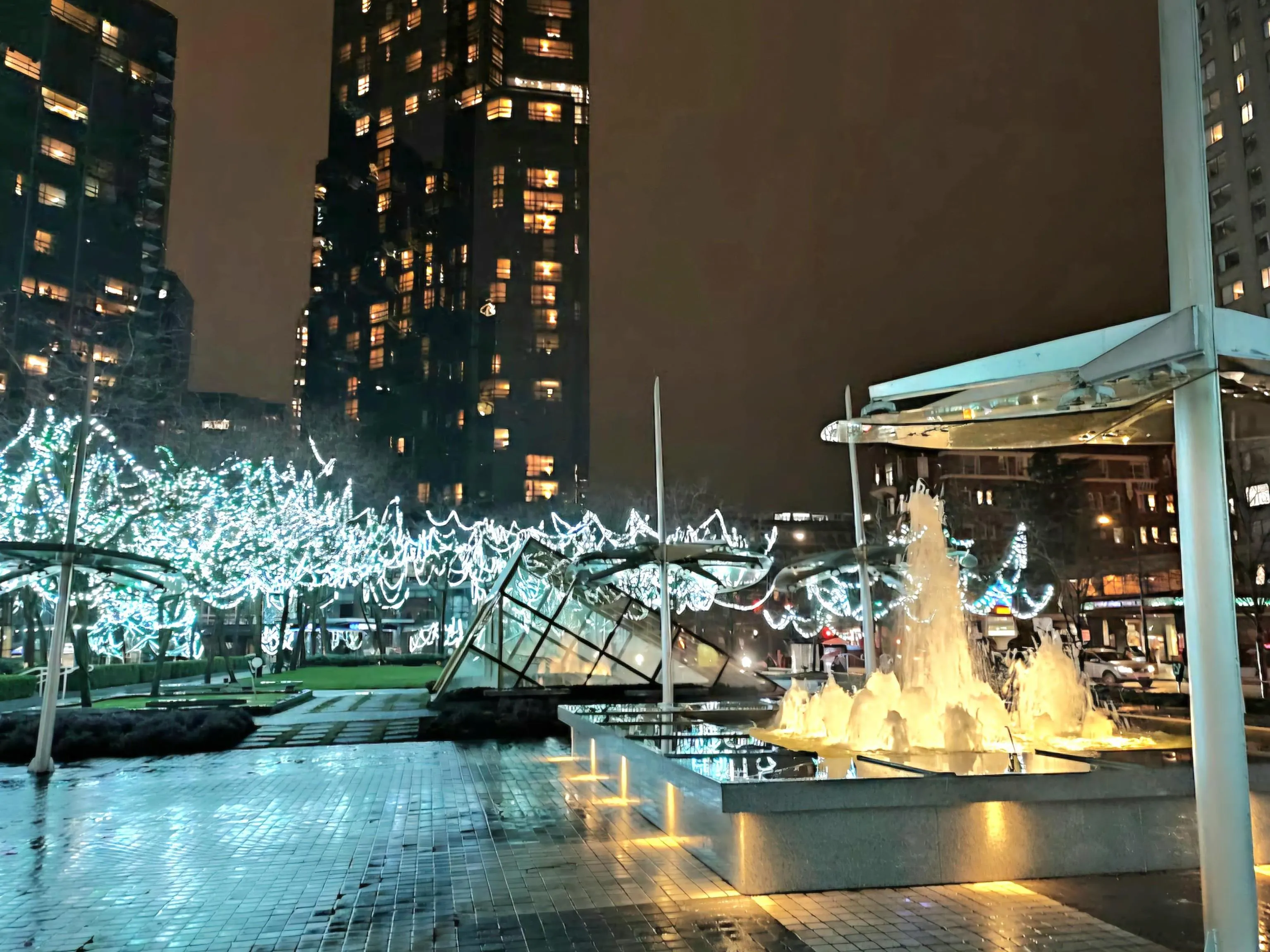 2909 1068 Hornby Street