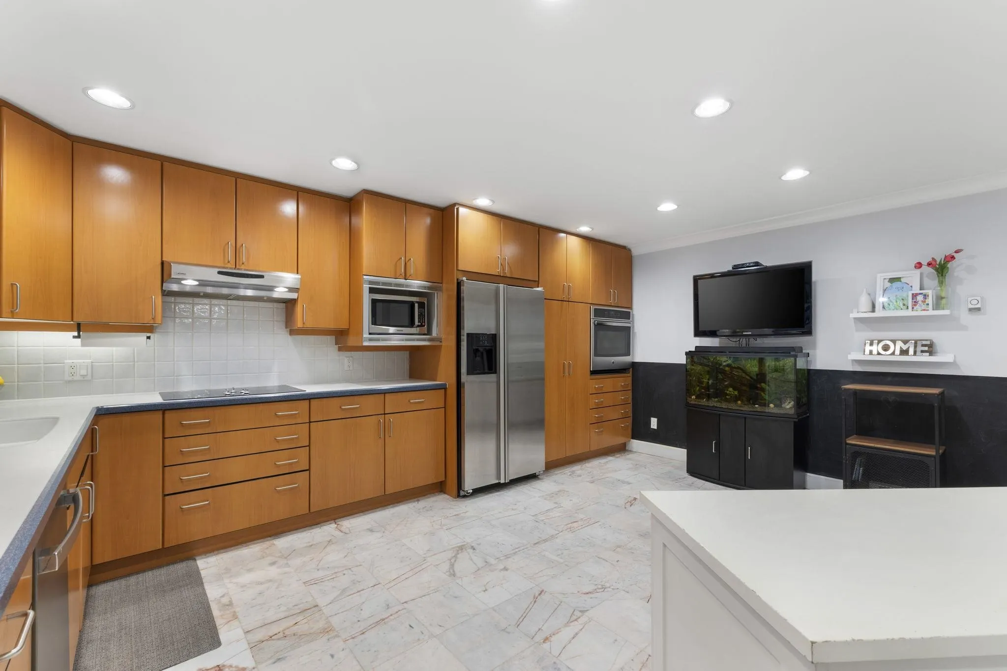 102 1500 Ostler Court